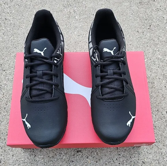 Puma comfort sneaker Men's Size 11