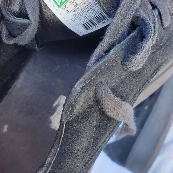 Puma Metallic Sneakers 10.5‎