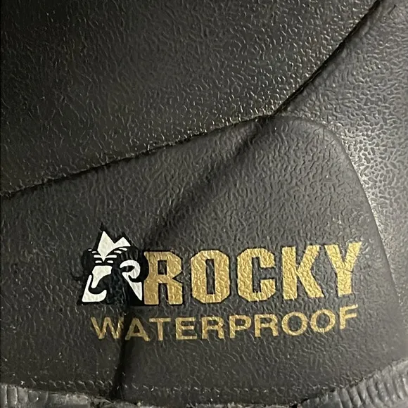 Rocky Kids' Core 9” Rubber Outdoor Boot Black and Brown Sz 1 Boy Waterproof