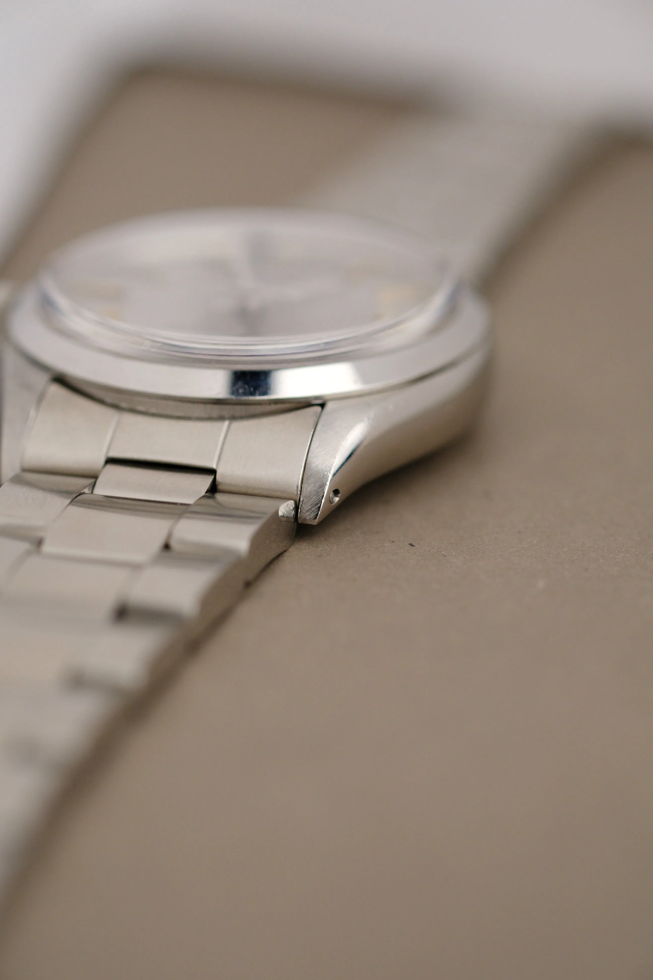 Rolex Air-King 5500 Grey Dial w/ Cream Patina - 1984