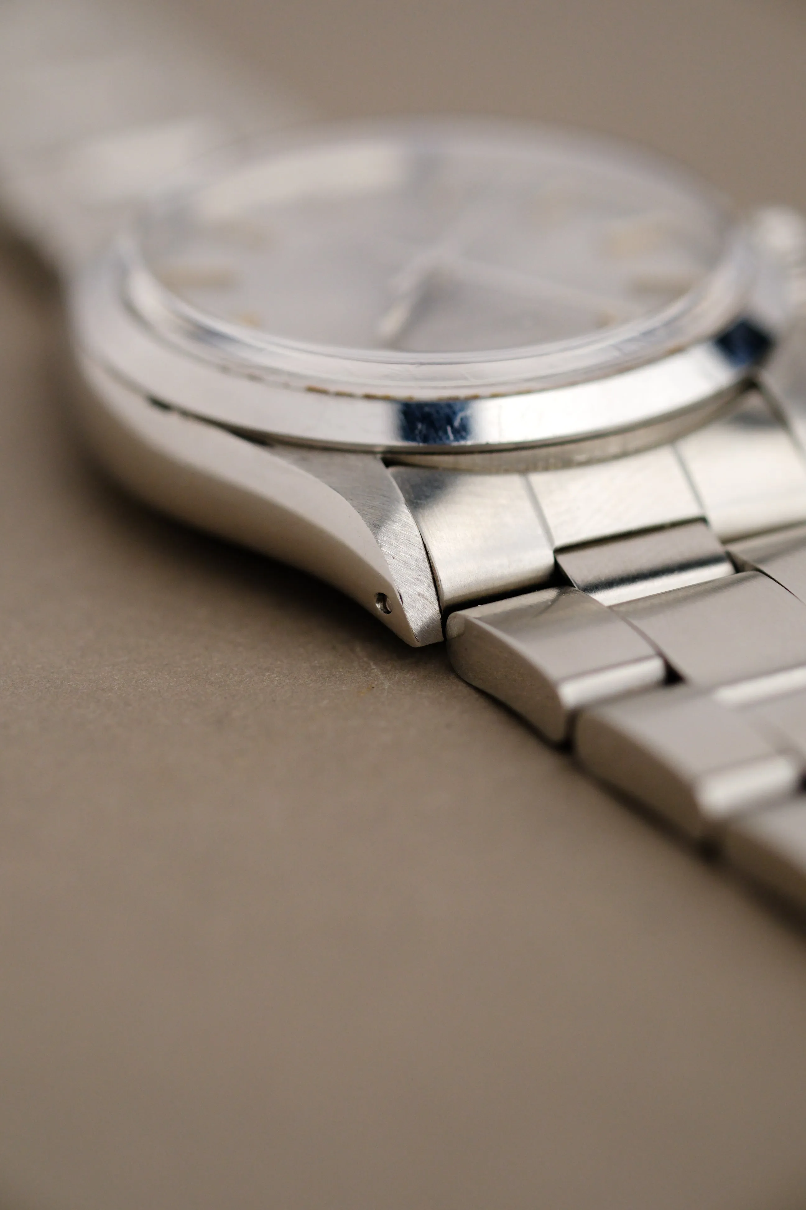 Rolex Air-King 5500 Grey Dial w/ Cream Patina - 1984