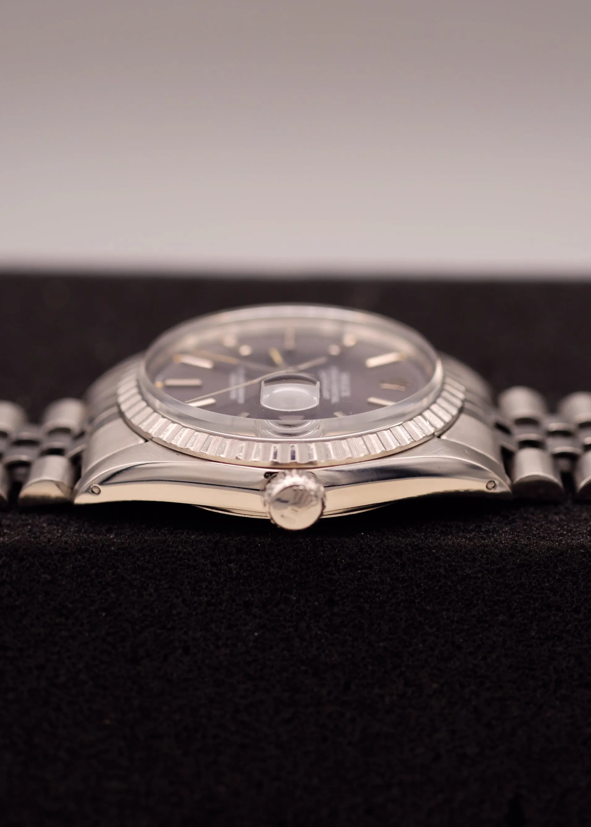 Rolex Datejust 16030 Grey Dial Unpolished - 1986