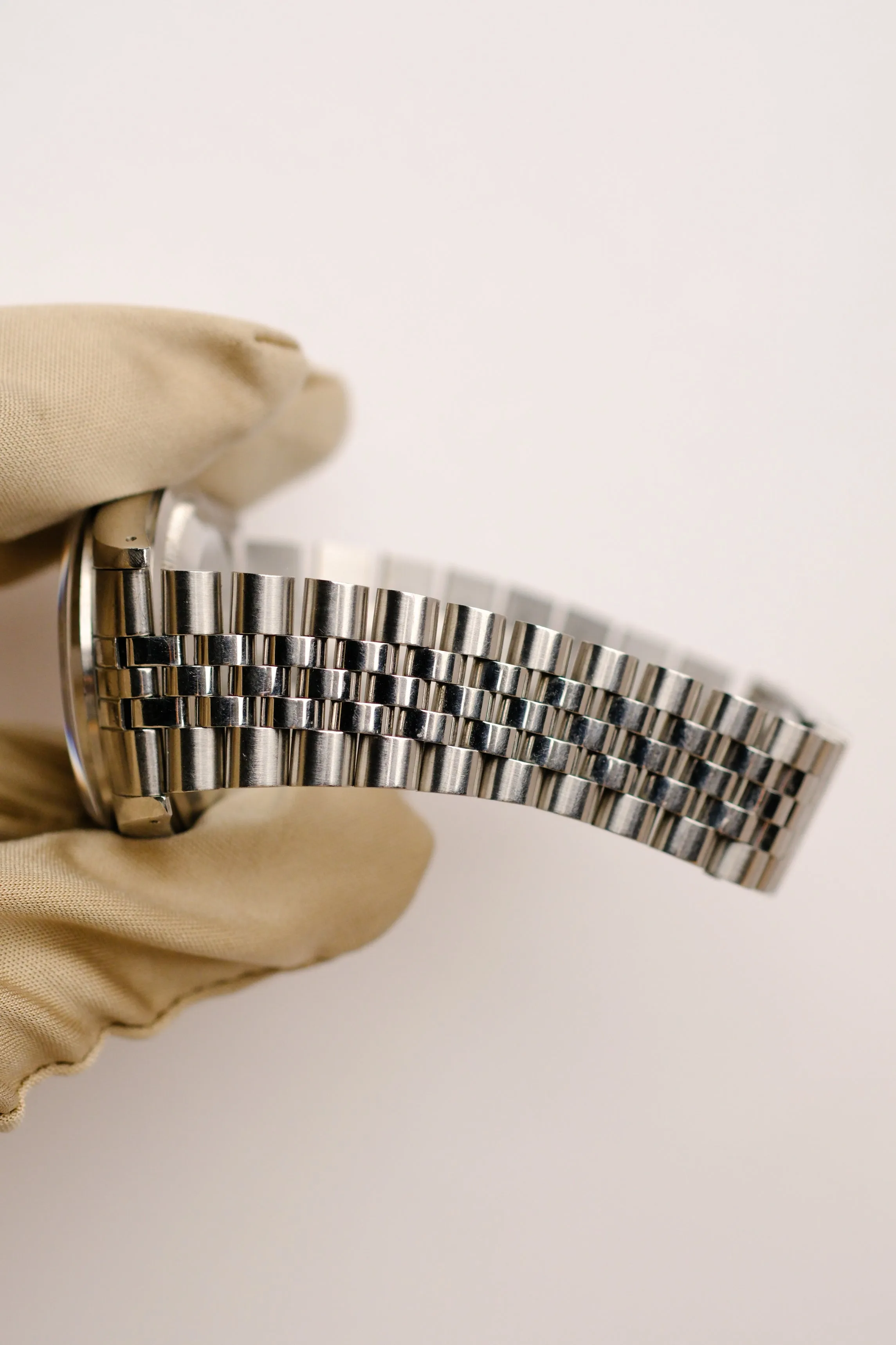 Rolex Datejust 16200 Roman Chapter Ring w/Papers - 1987