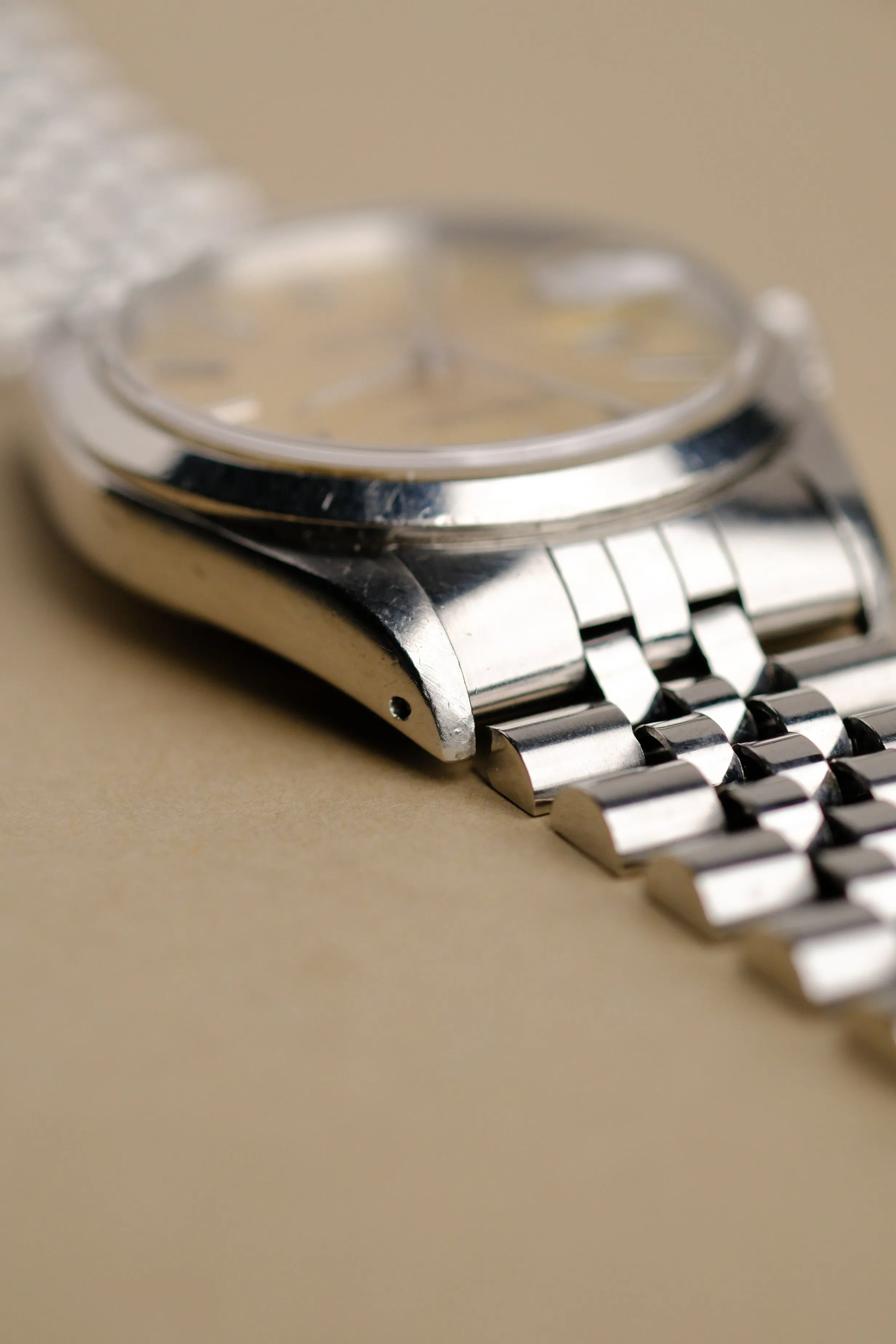 Rolex Datejust 16200 Sun-Kissed Dial w/RSC - 1990