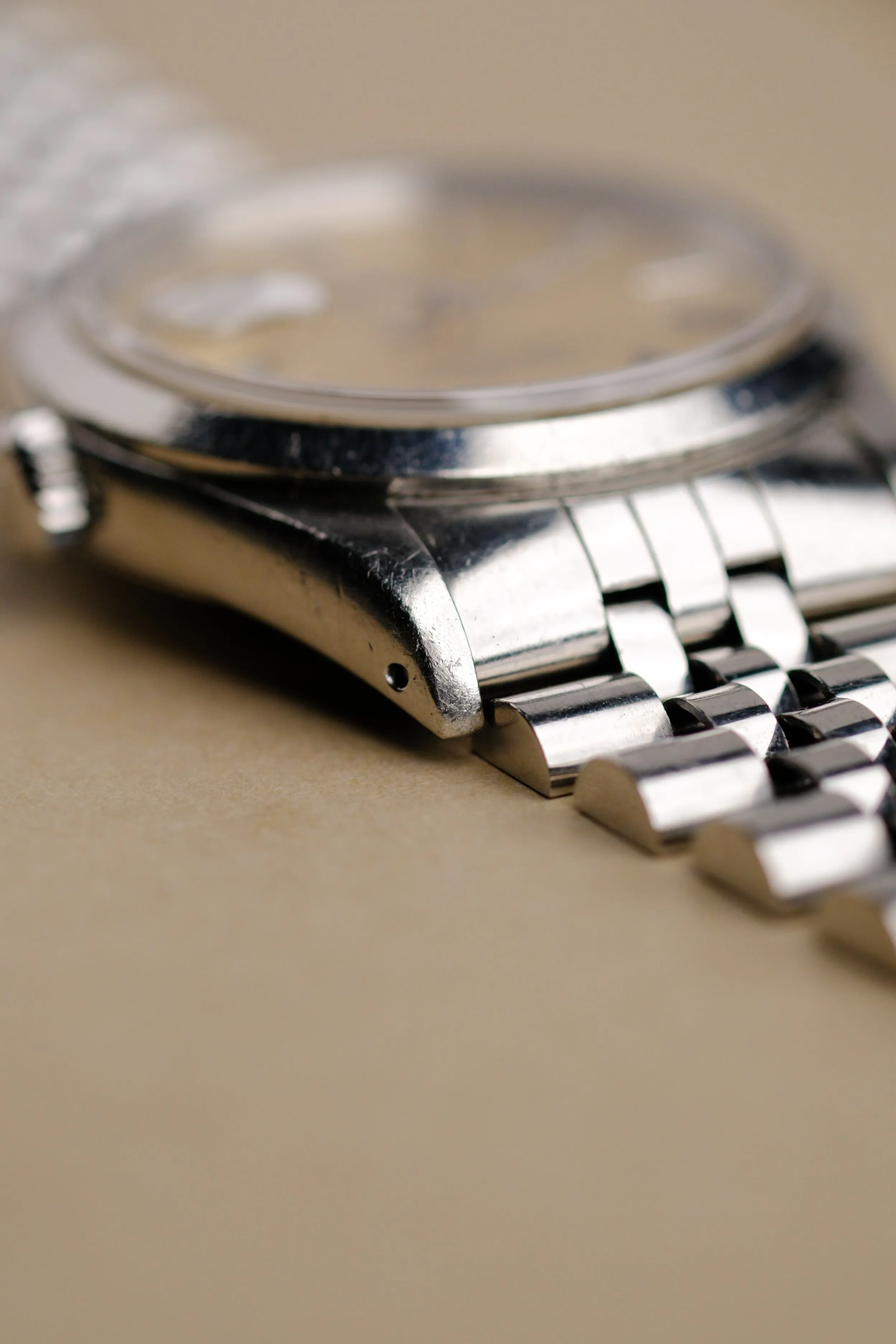 Rolex Datejust 16200 Sun-Kissed Dial w/RSC - 1990