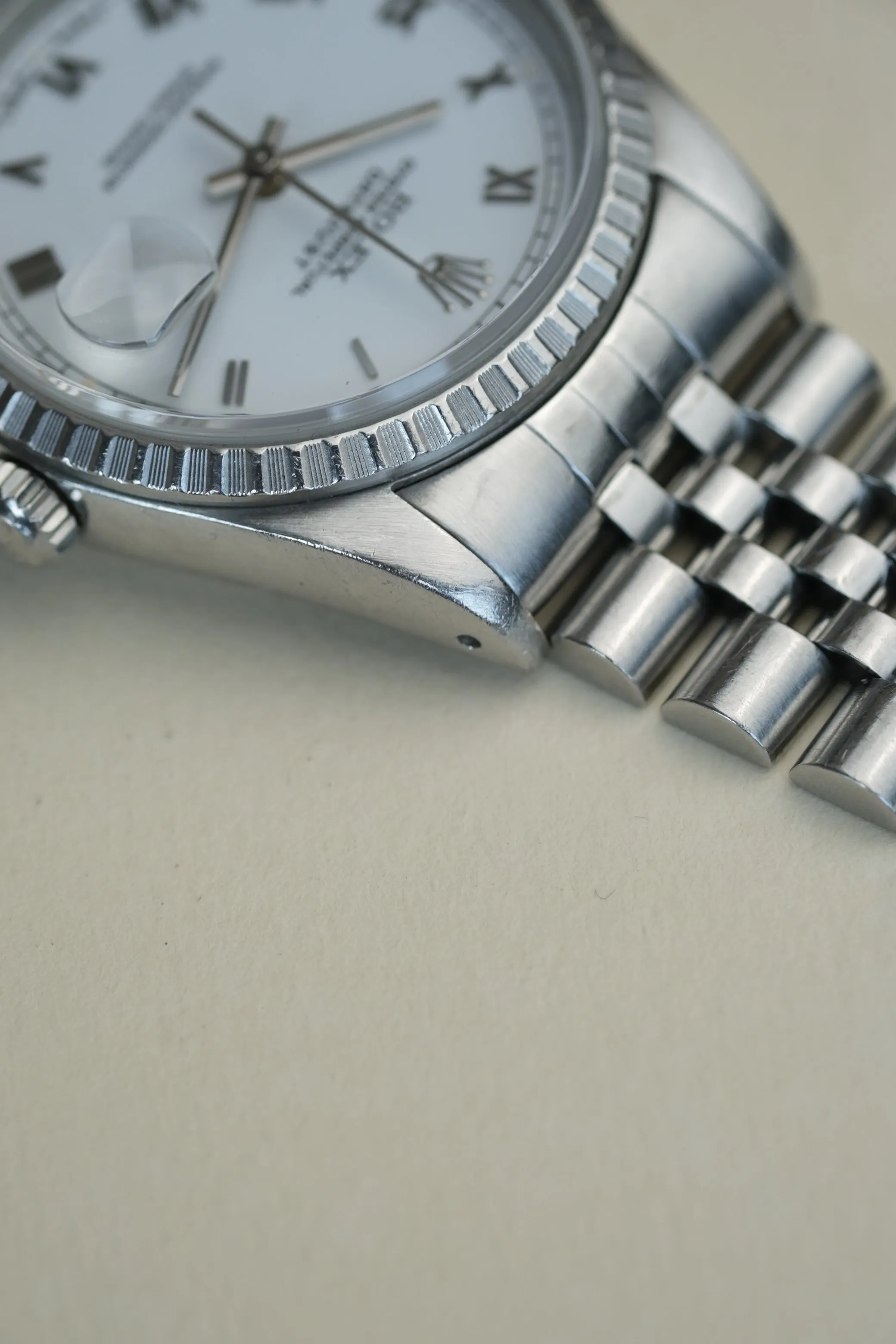 Rolex Datejust 16220 Roman Dial - 1991