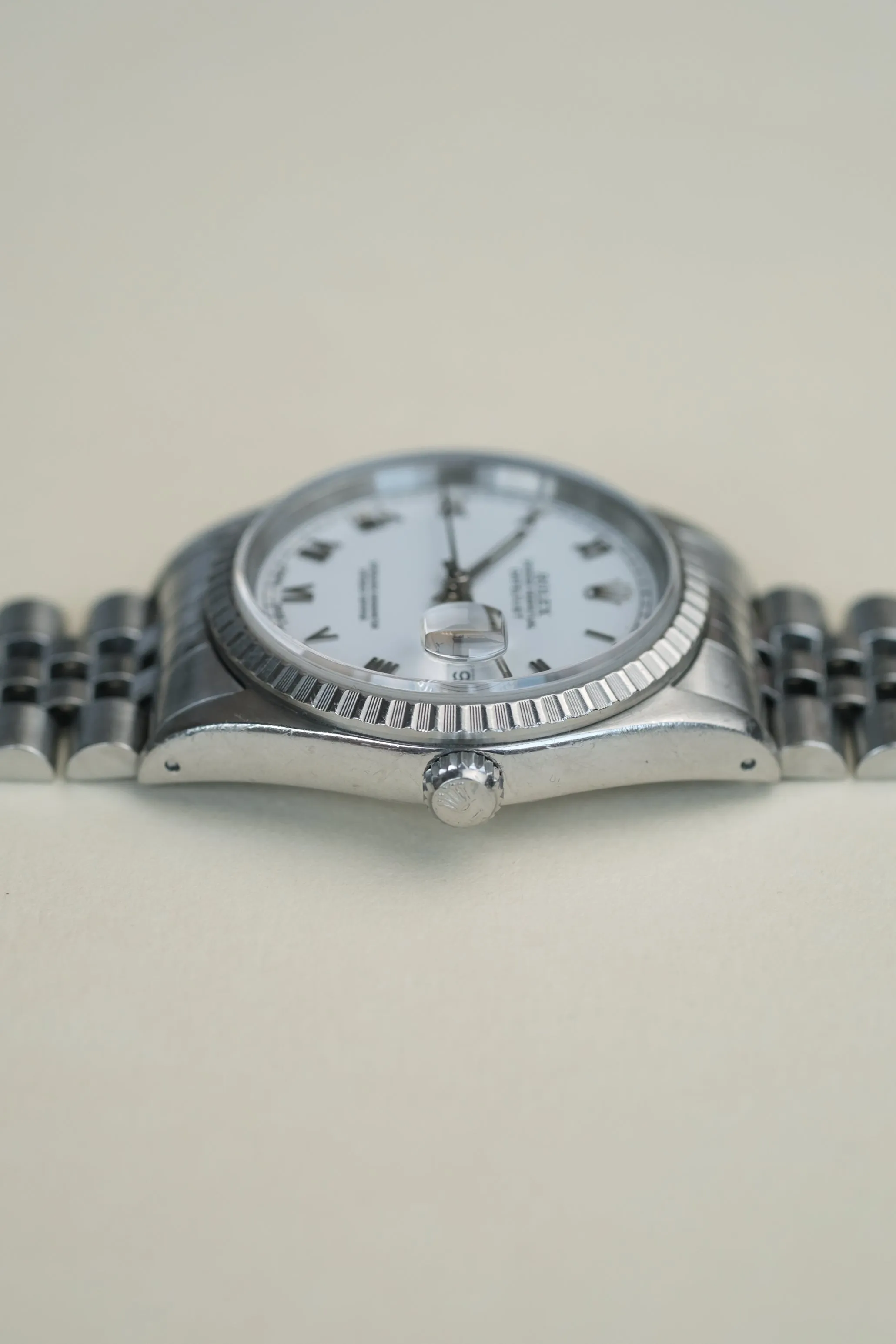 Rolex Datejust 16220 Roman Dial - 1991
