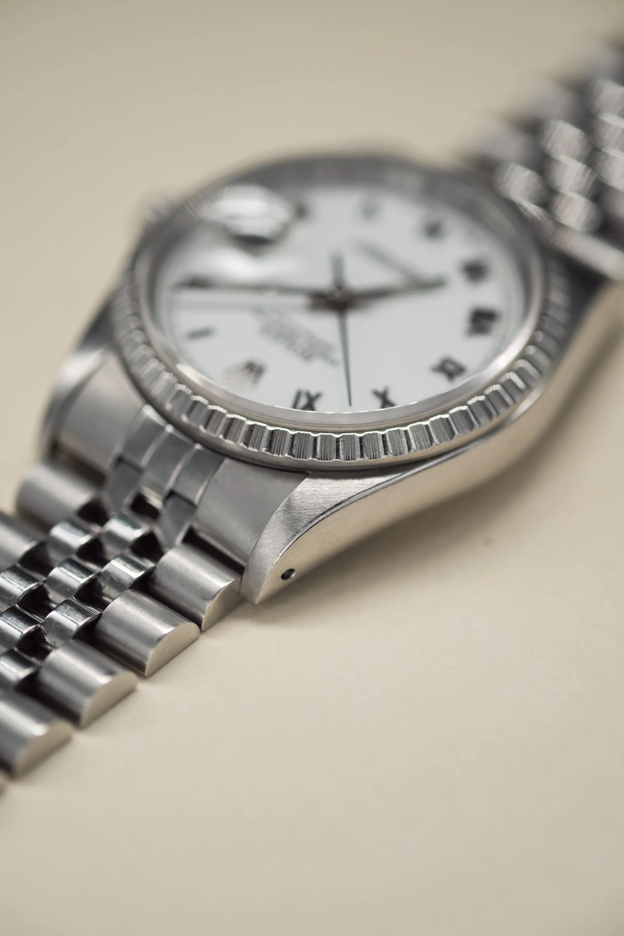 Rolex Datejust 16220 Roman Dial - 1991