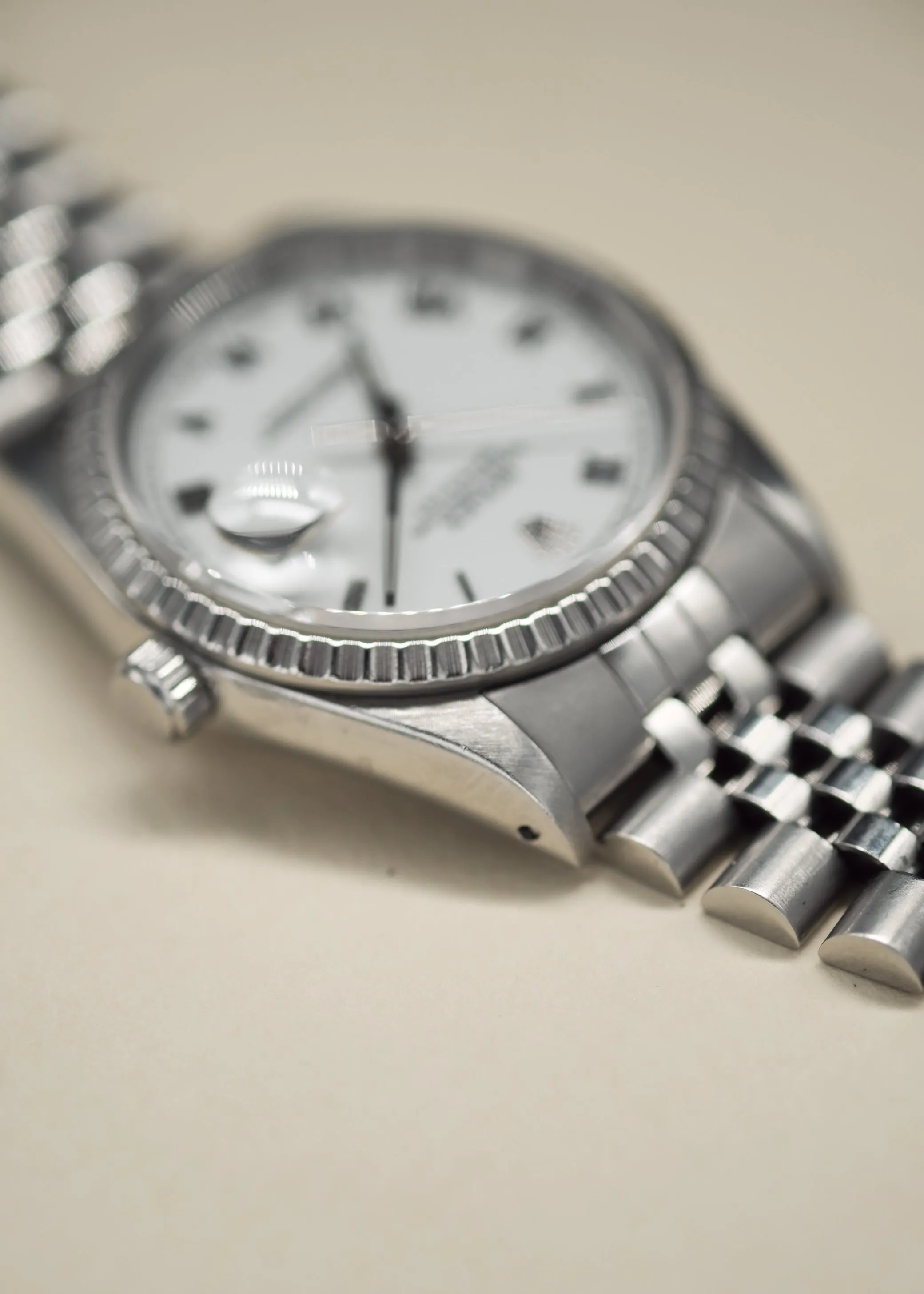 Rolex Datejust 16220 Roman Dial - 1991