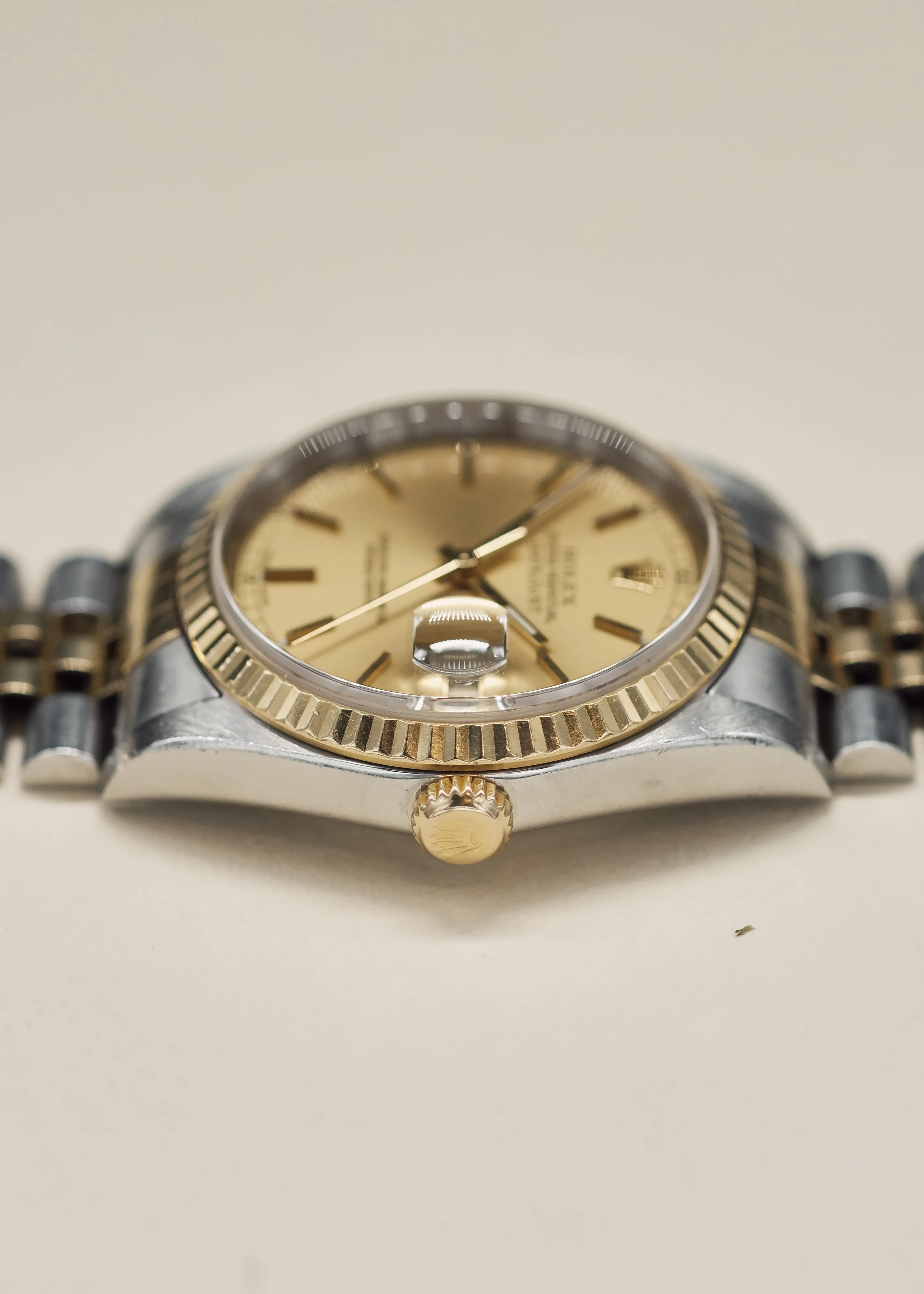 Rolex Datejust 16233 Roman Track Dial - Y 2001/2