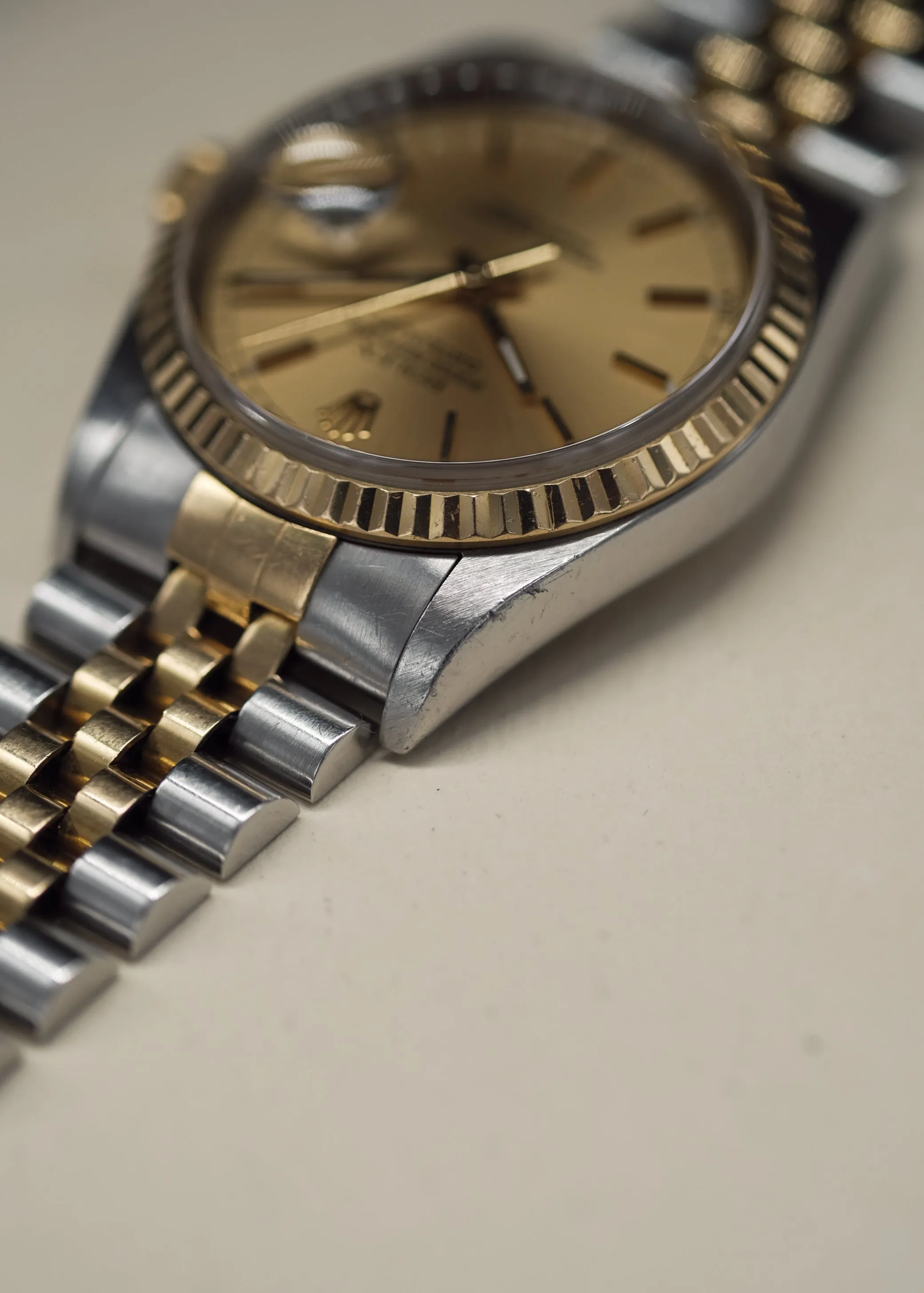 Rolex Datejust 16233 Roman Track Dial - Y 2001/2