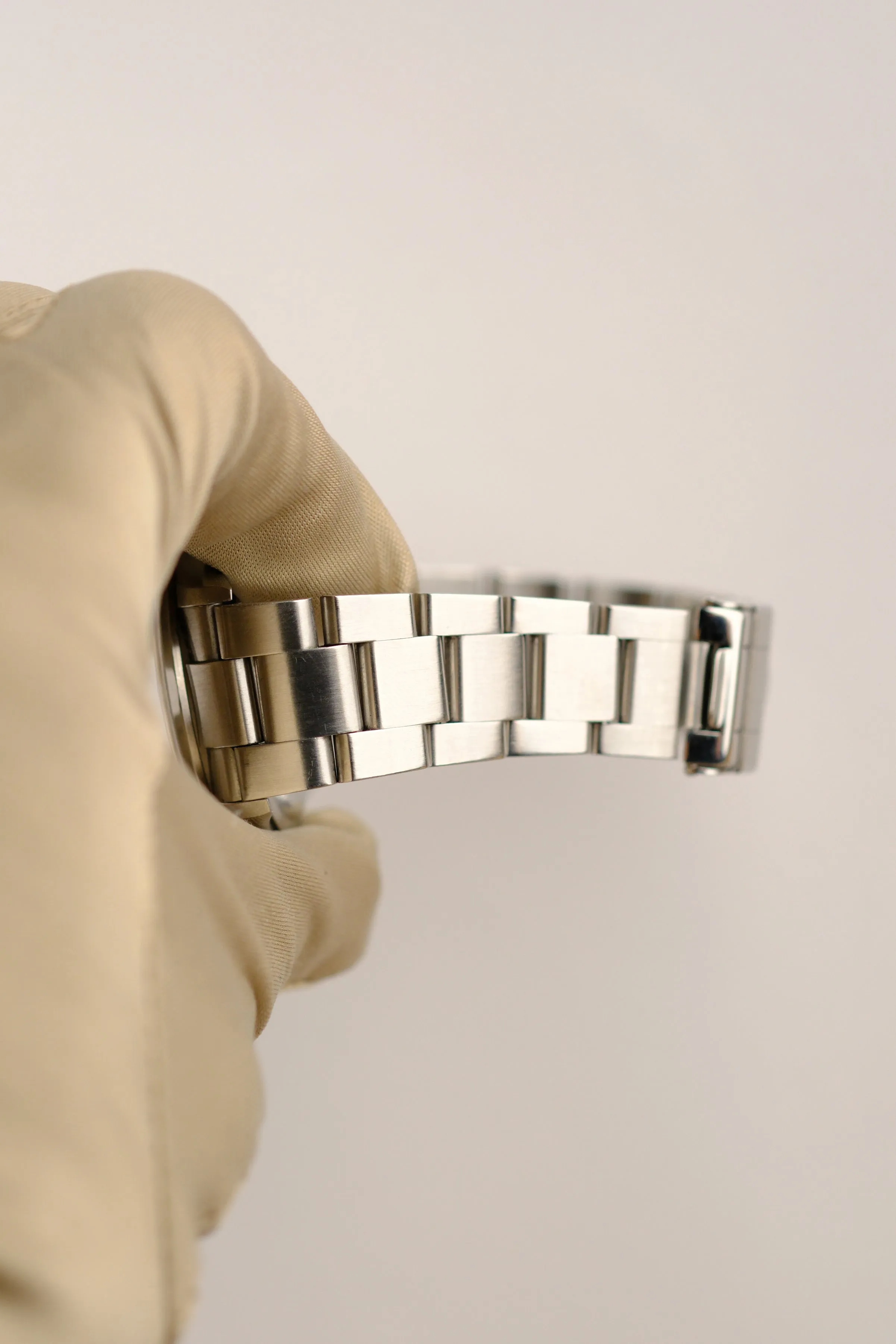 Rolex Explorer i 114270 'Swiss Made' Dial - 2006