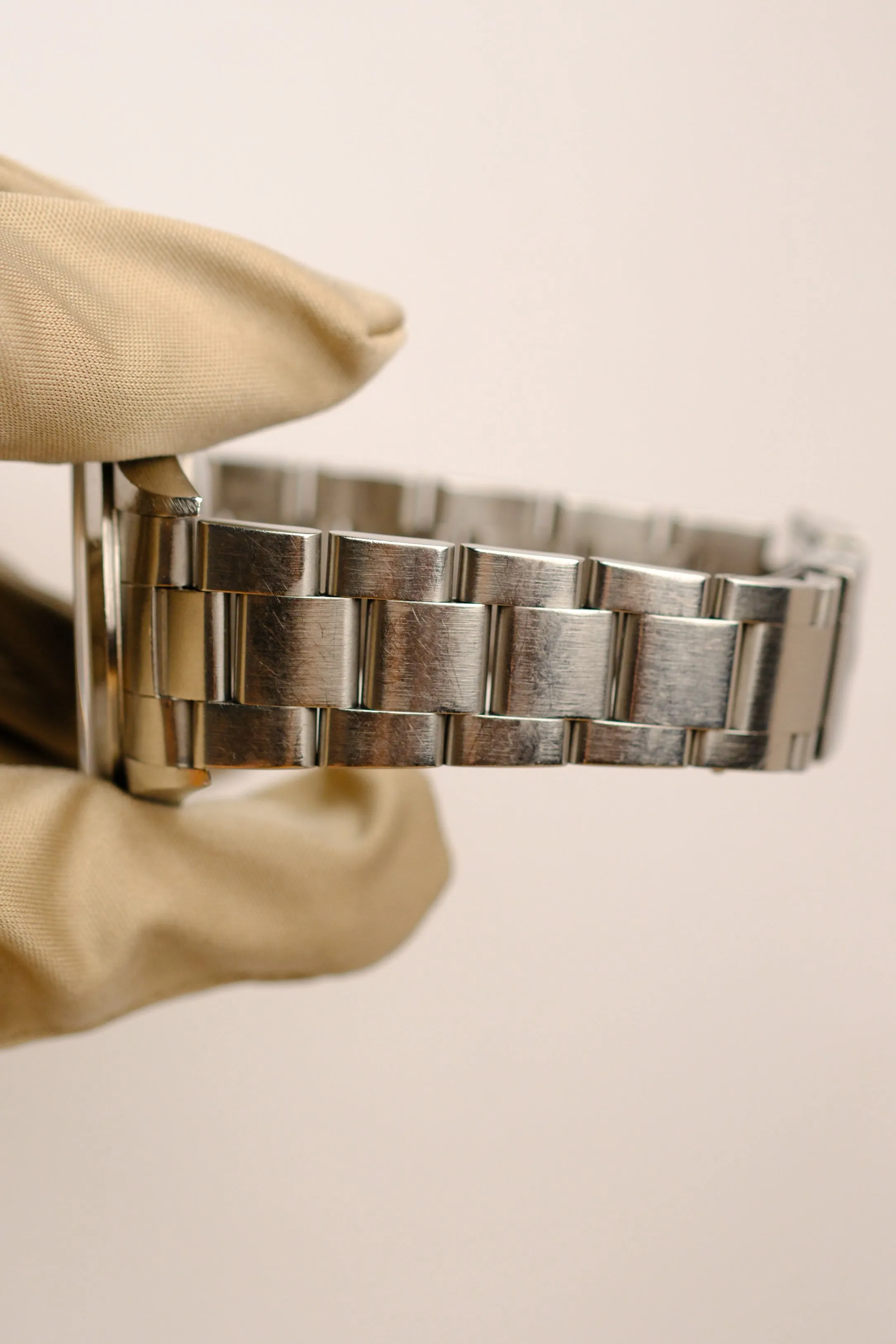 Rolex Explorer i 14270 'Swiss Only' Dial - 1999