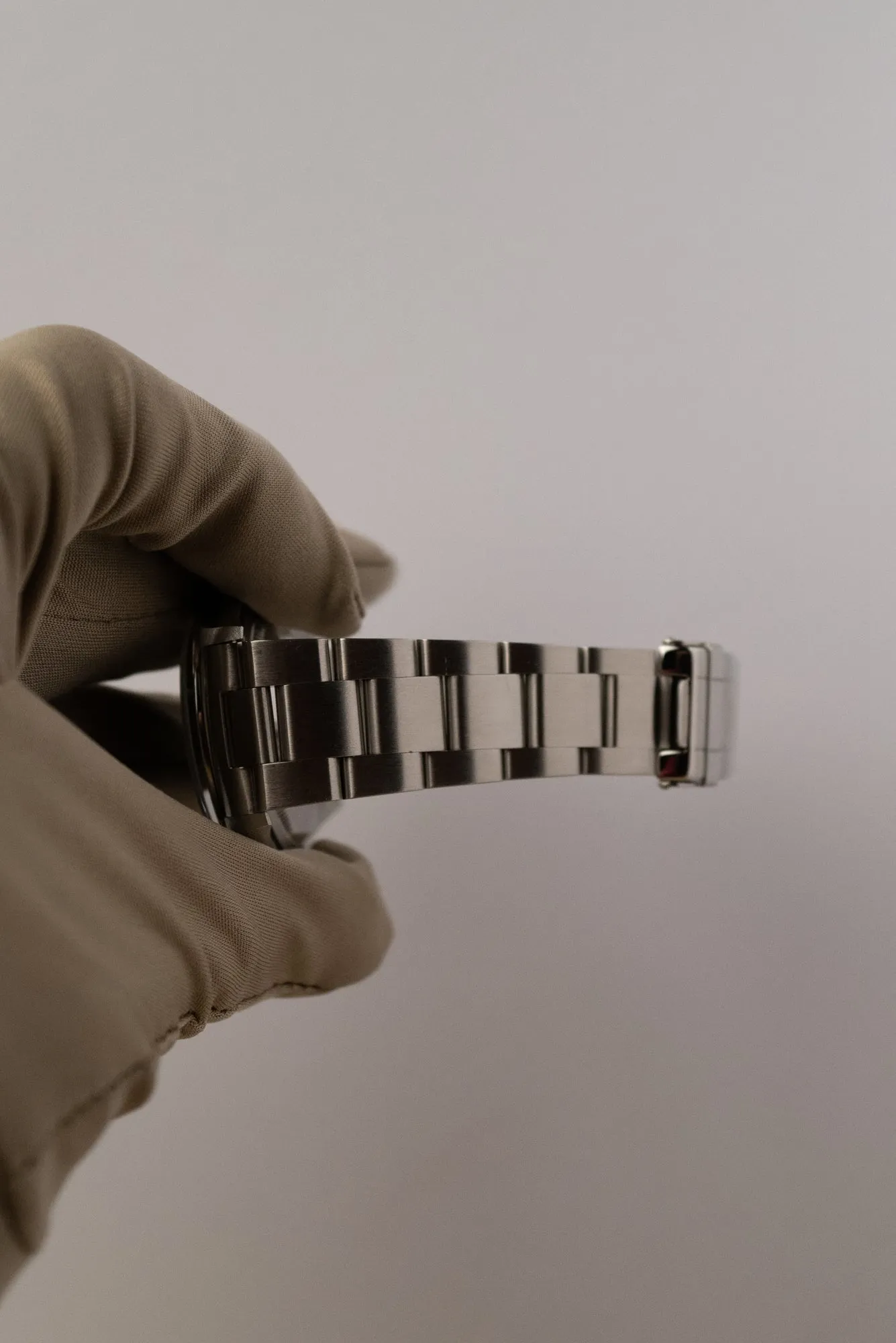 Rolex Explorer i 14270 Tritium Dial w/RSC - 1997