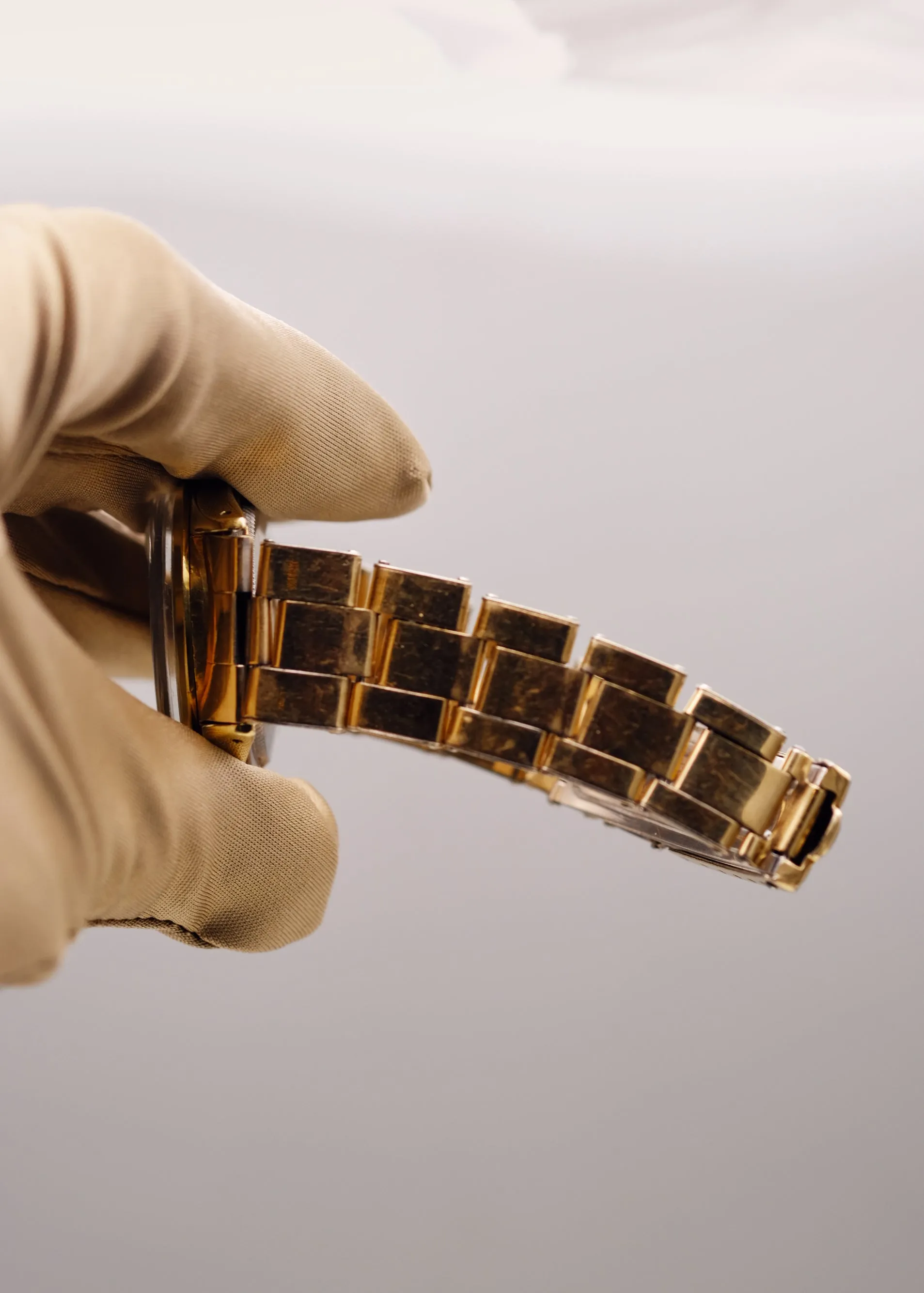 Rolex Oyster Perpetual Date 1550 14K Gold - 1978