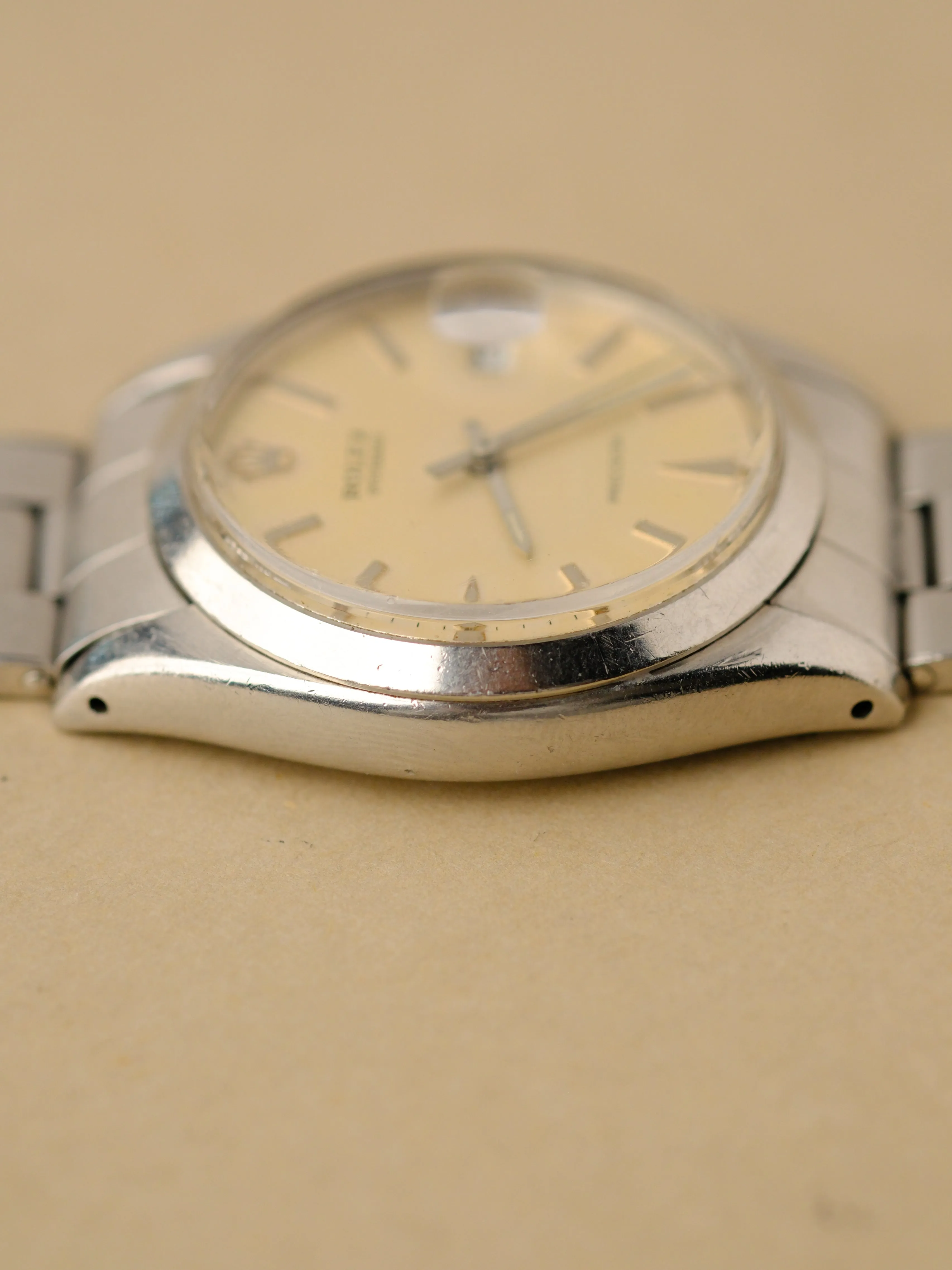 Rolex OysterDate 6694 Arrow Dial - 1964
