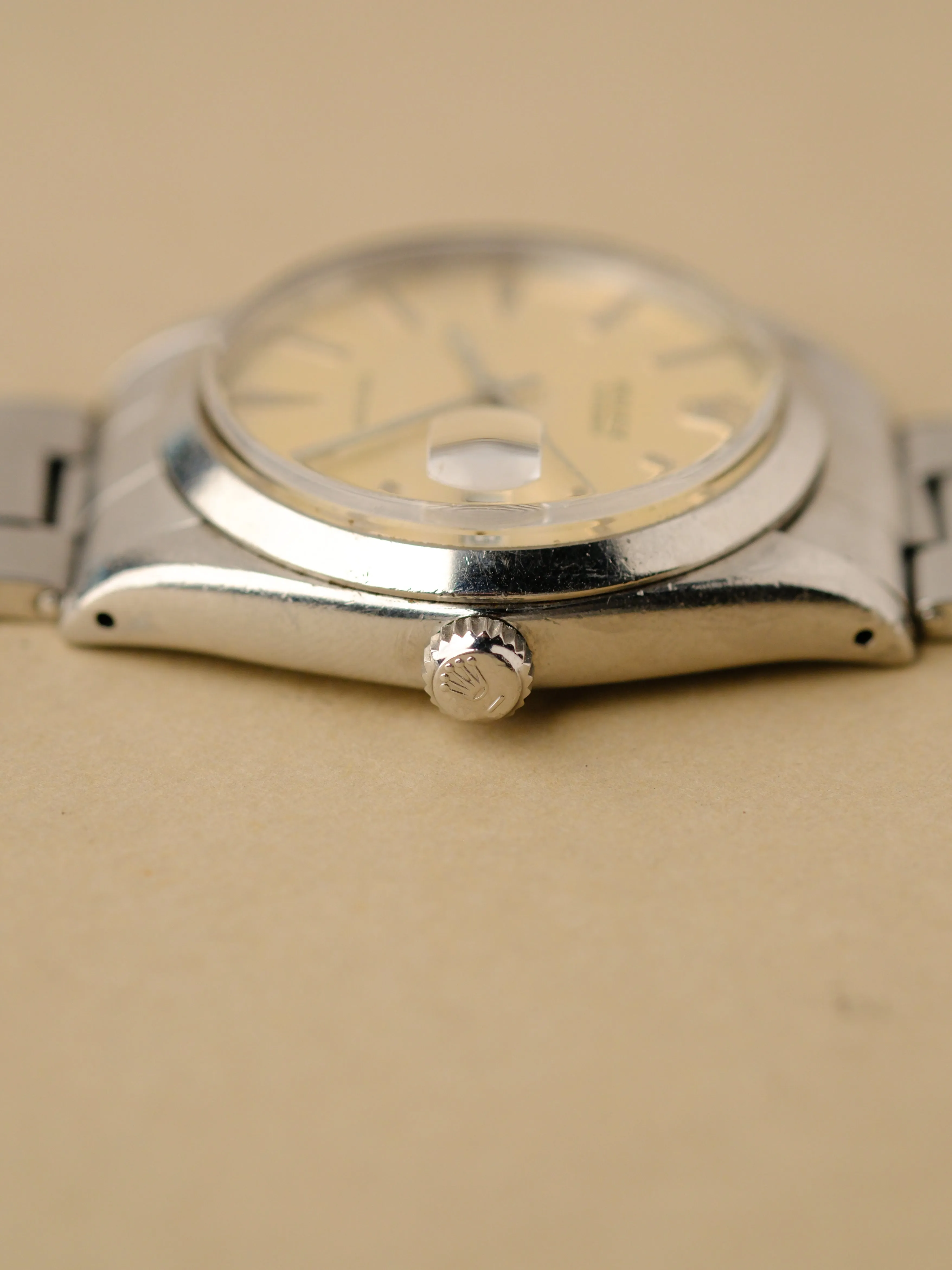 Rolex OysterDate 6694 Arrow Dial - 1964