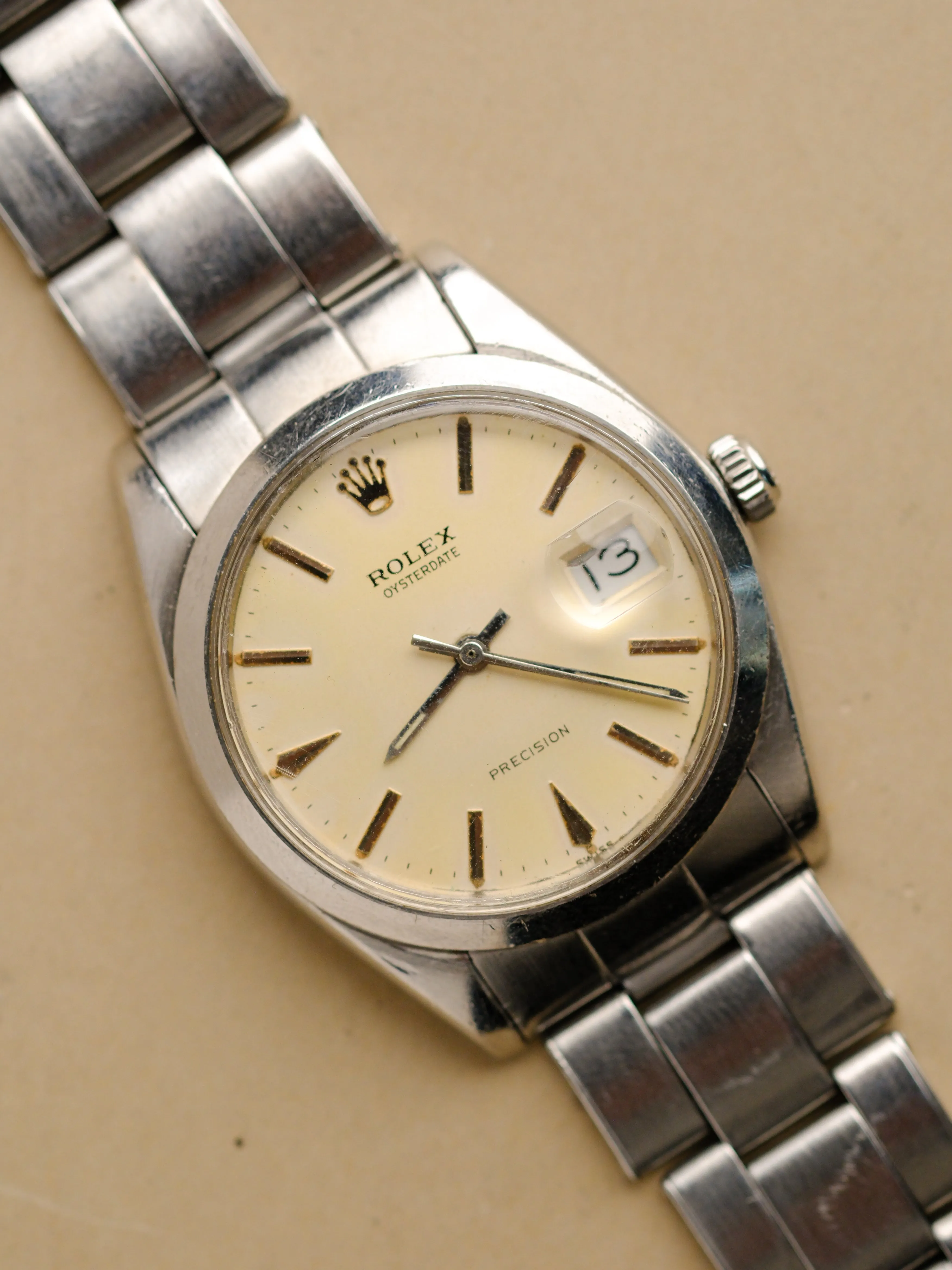 Rolex OysterDate 6694 Arrow Dial - 1964