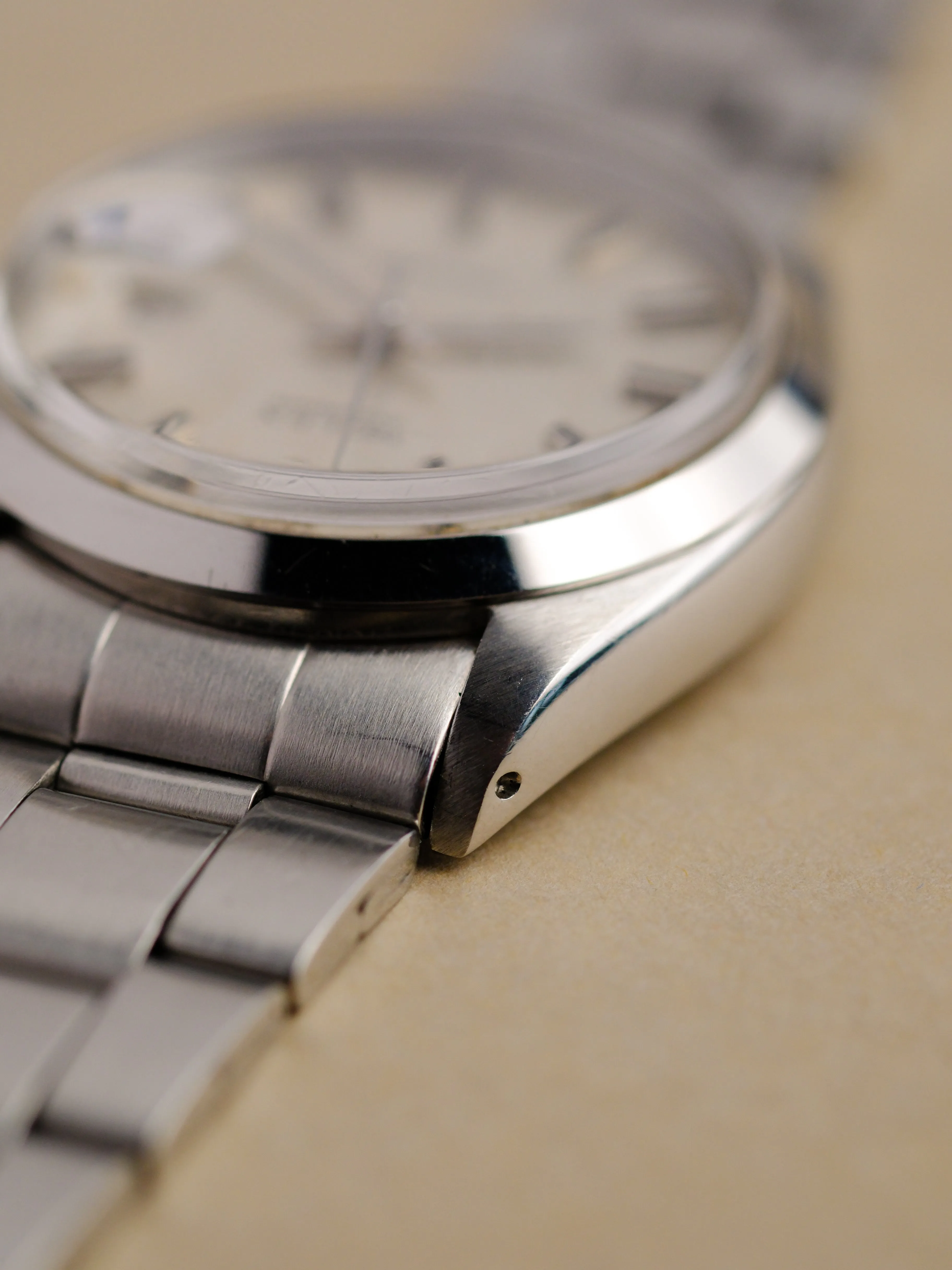 Rolex OysterDate 6694 Metallic Pebble Dial - 1970