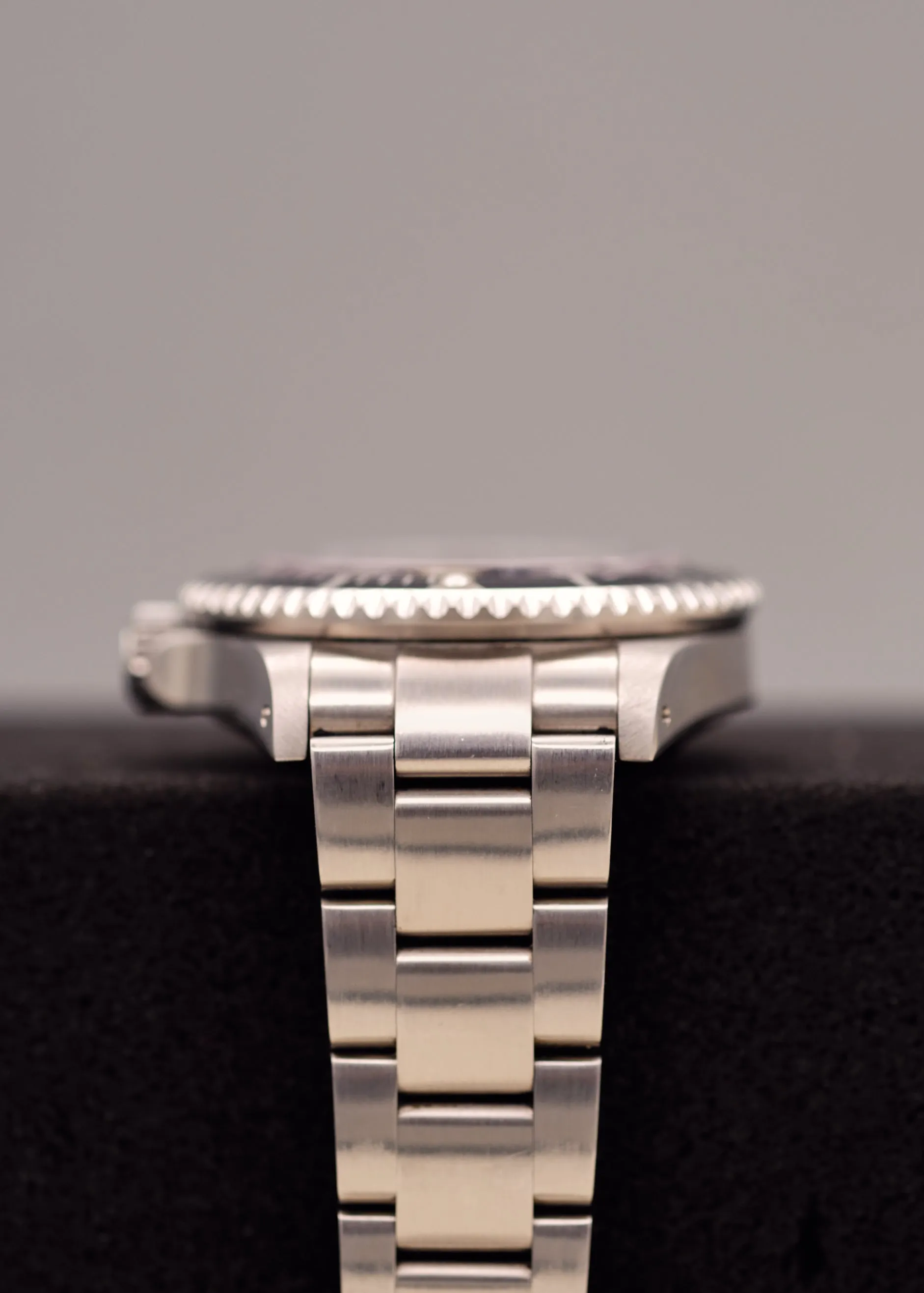 Rolex Sea Dweller 16600 "Swiss Only" Dial - 1999