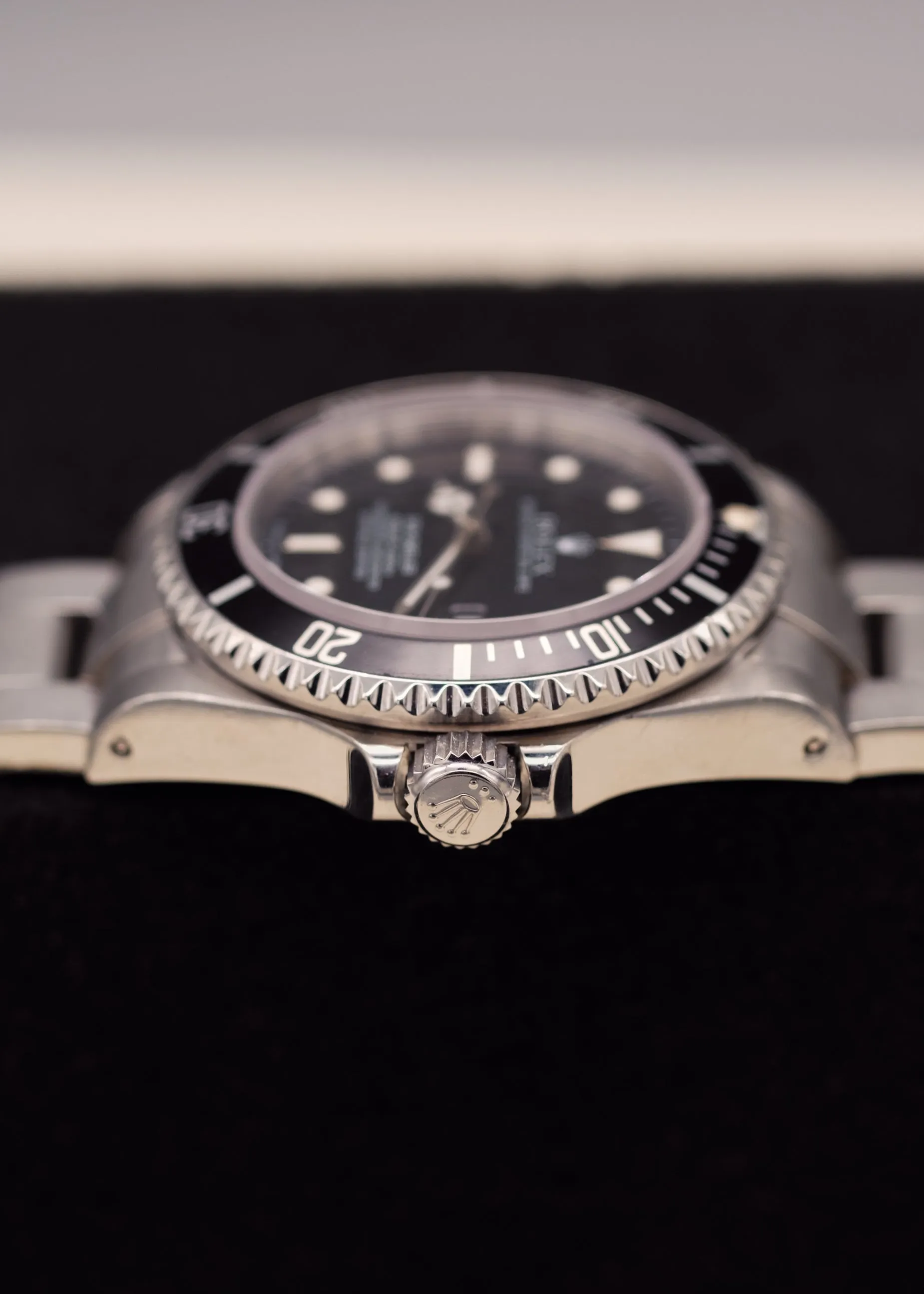 Rolex Seadweller 16600 Tritium Dial w/Papers - 1995