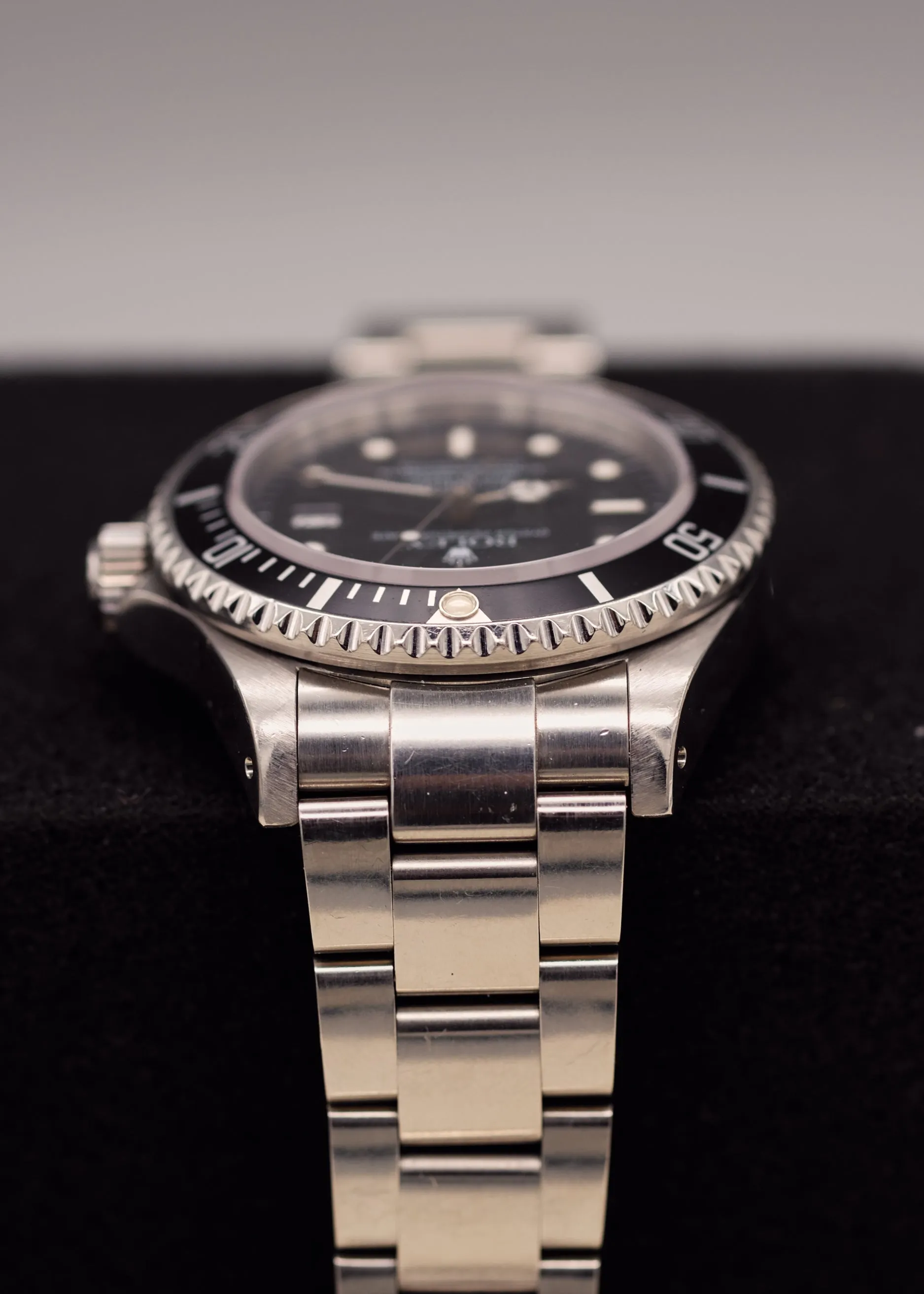 Rolex Seadweller 16600 Tritium Dial w/Papers - 1995