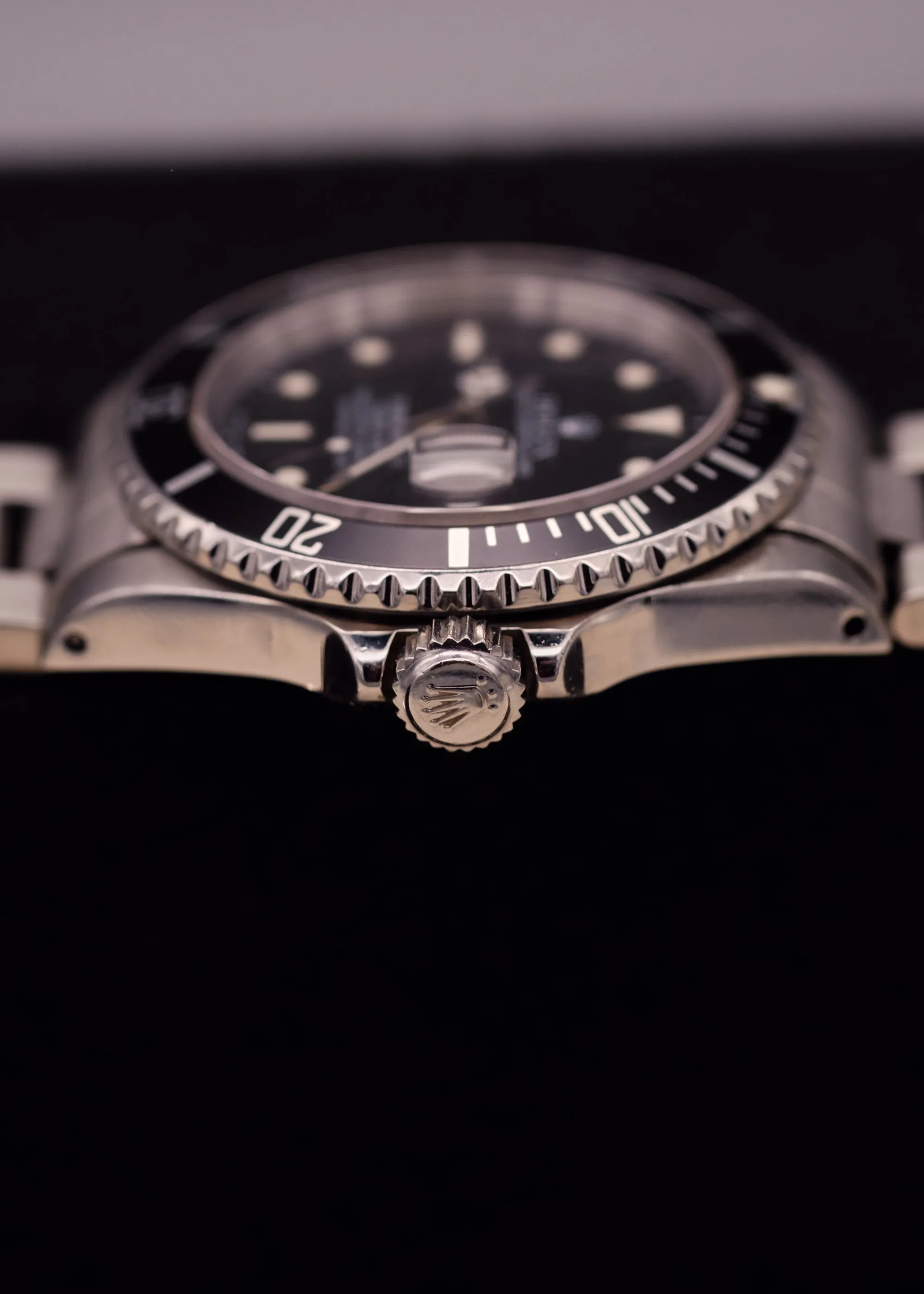 Rolex Submariner 16610 Light Cream Patina - 1989