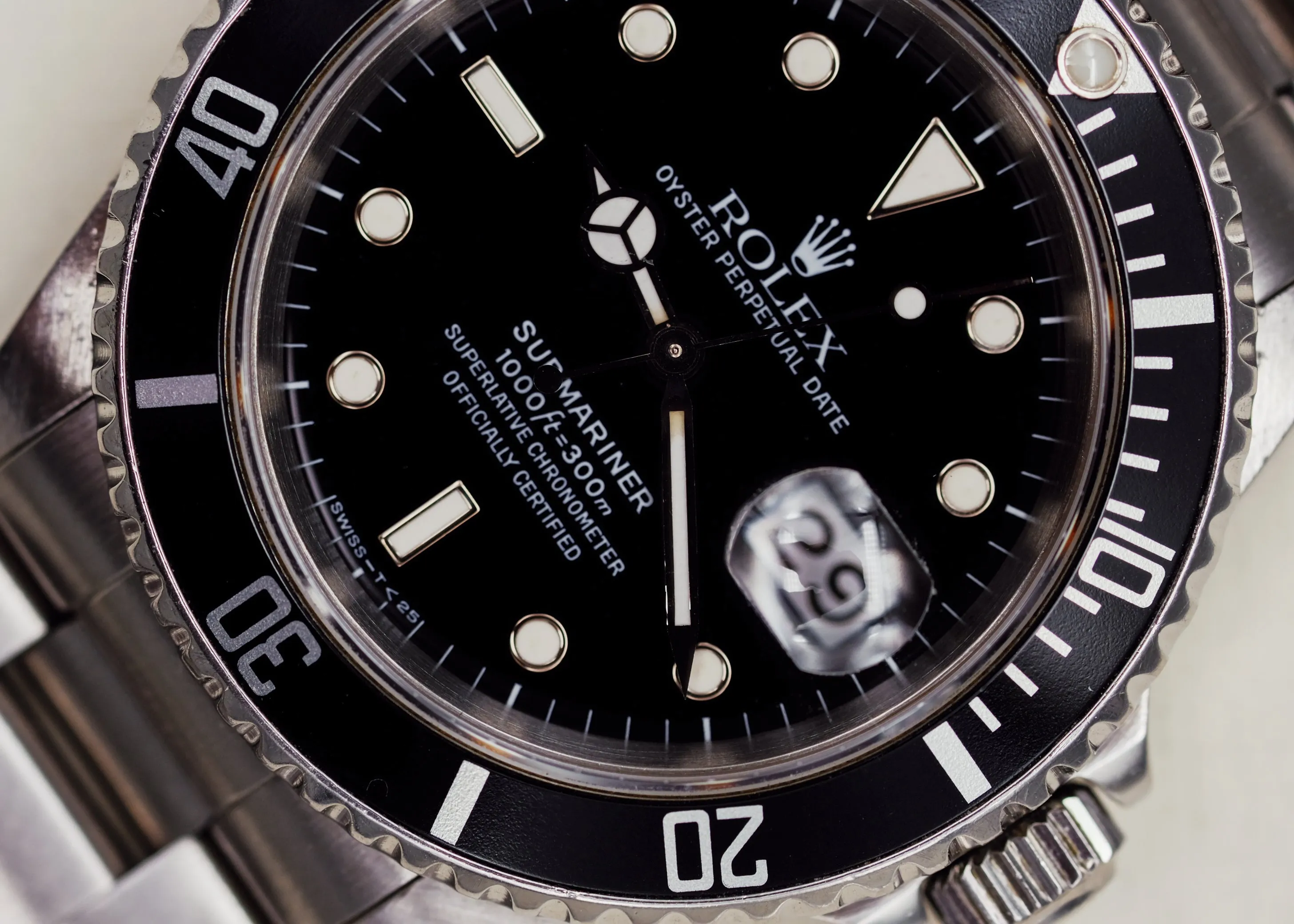 Rolex Submariner 16610 Light Cream Patina - 1989