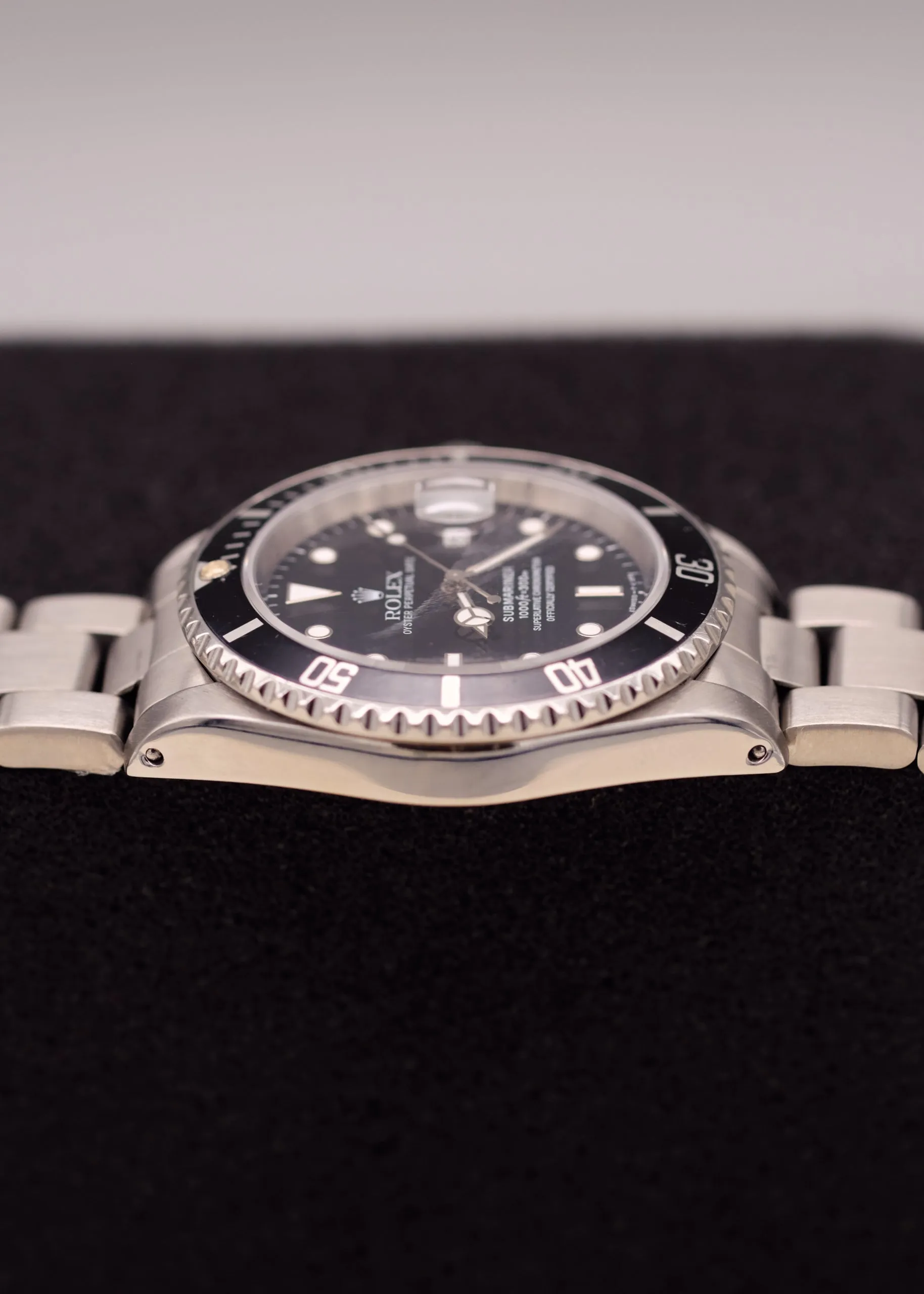 Rolex Submariner 16610 Tritium Dial Fresh Service - 1996