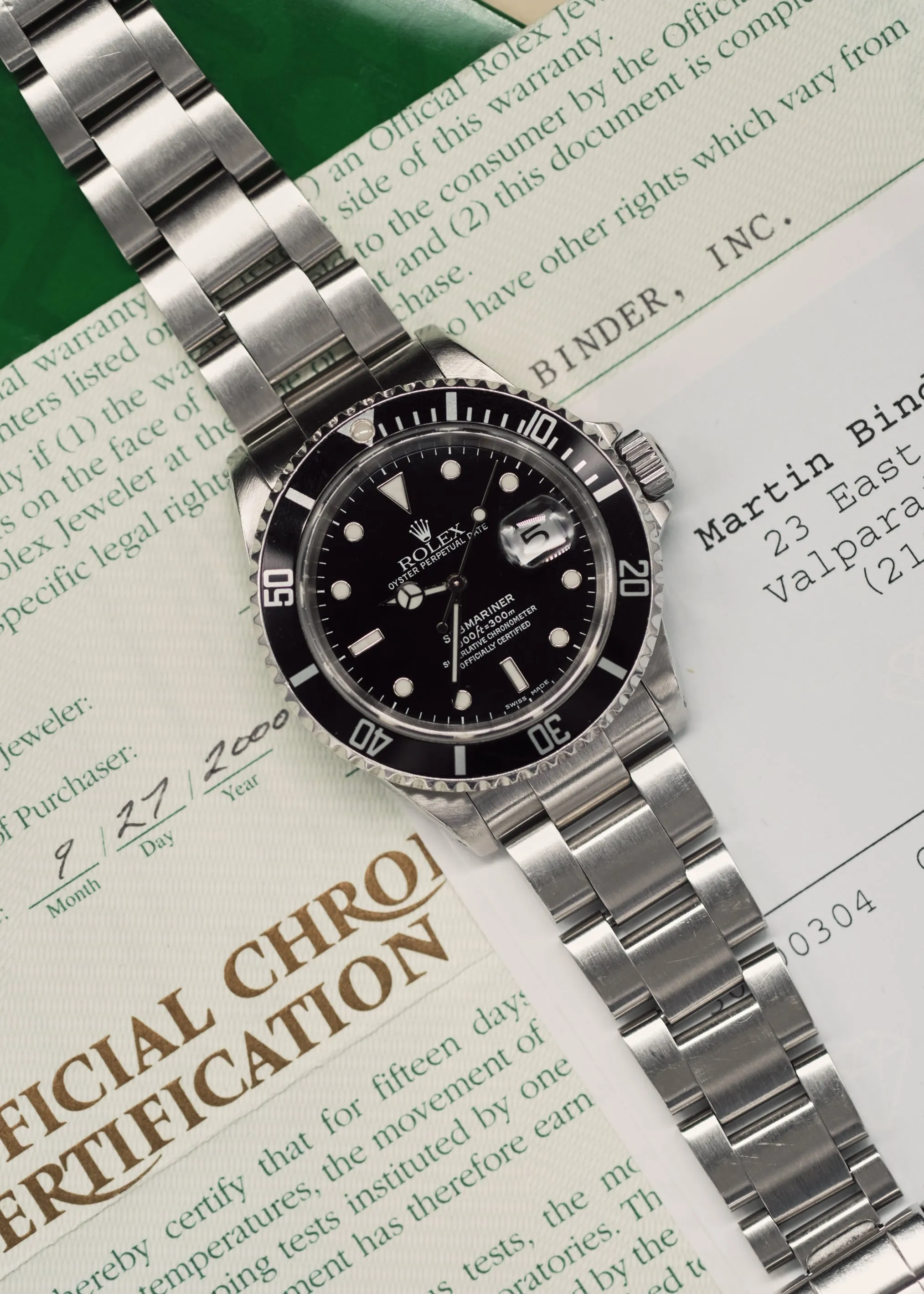 Rolex Submariner 16610 w/Papers - 1999