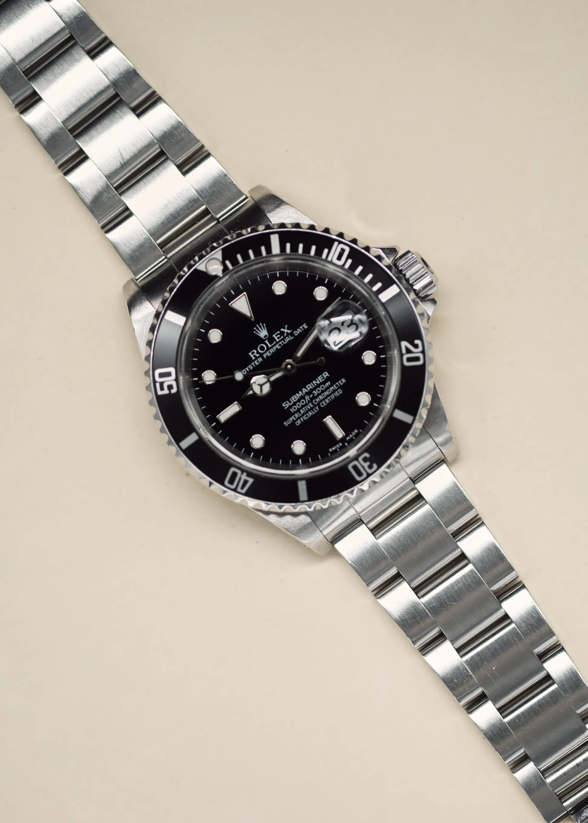 Rolex Submariner 16610 w/Papers - 1999