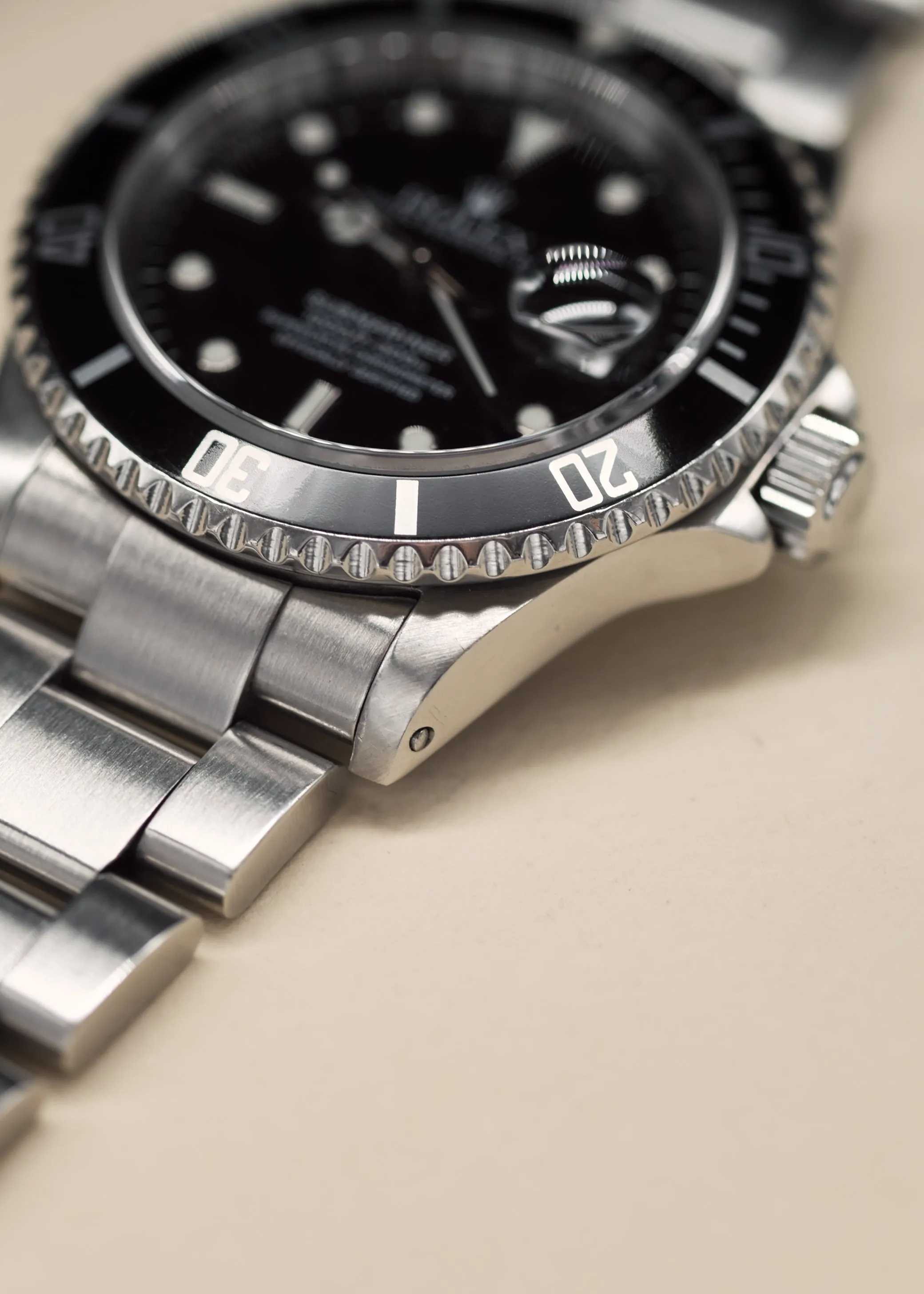 Rolex Submariner 16610 w/Papers - 1999