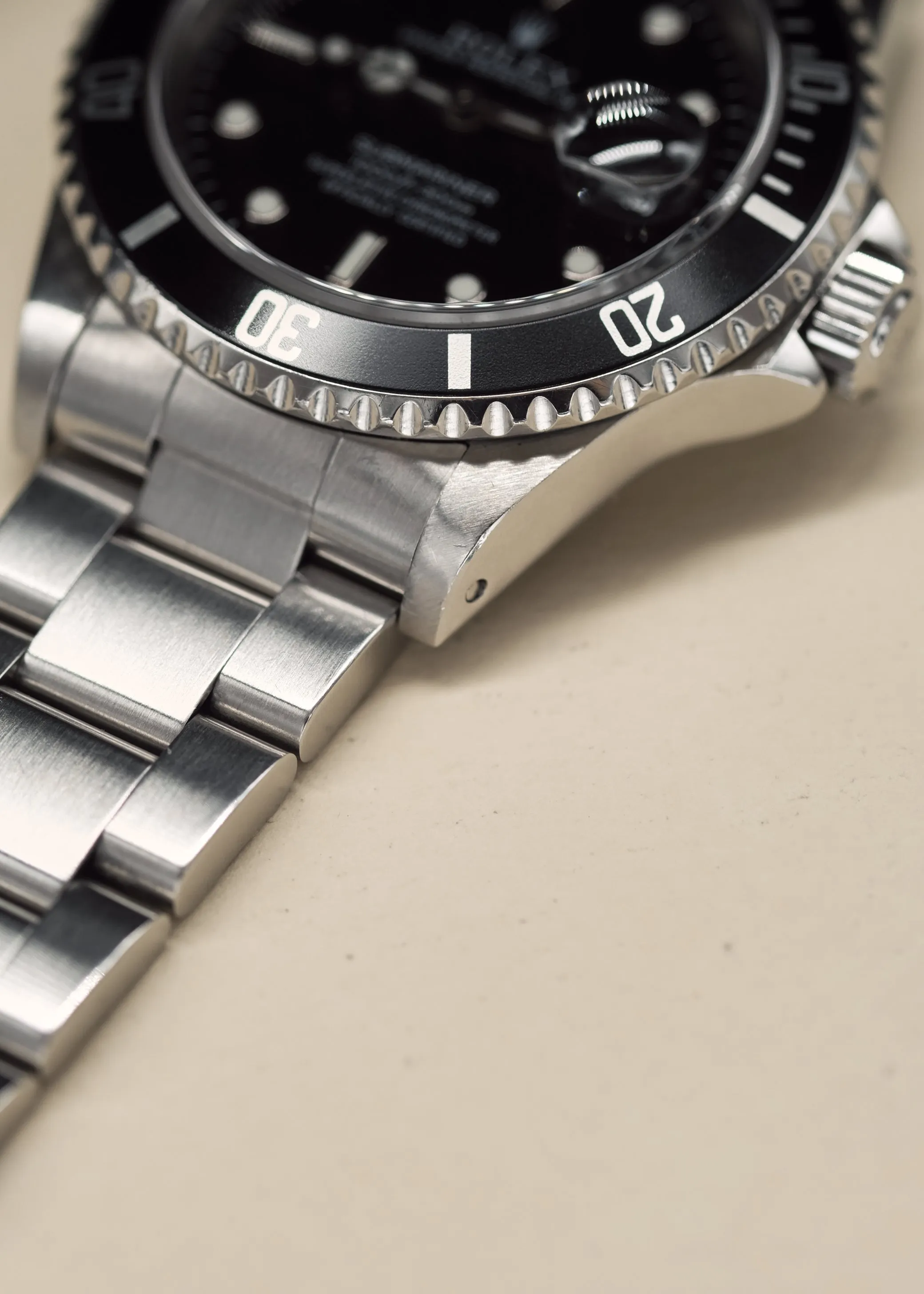 Rolex Submariner 16610 w/Papers - 1999
