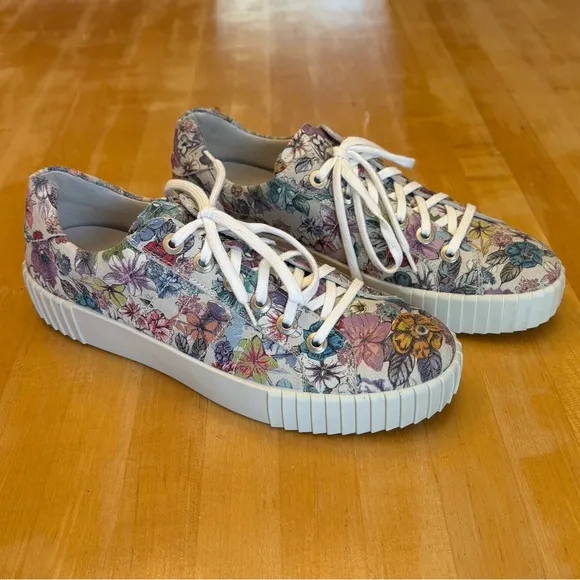 Romika suede floral sneakers boho rubber low platform NEW by Josef Seibel comfy