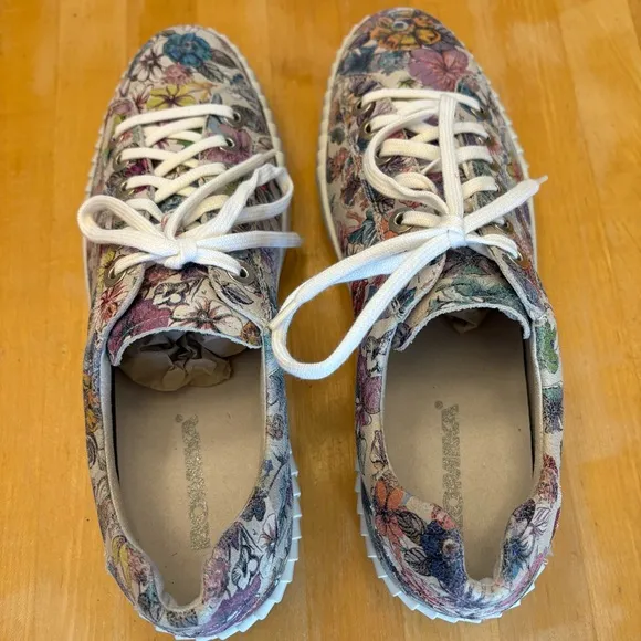 Romika suede floral sneakers boho rubber low platform NEW by Josef Seibel comfy