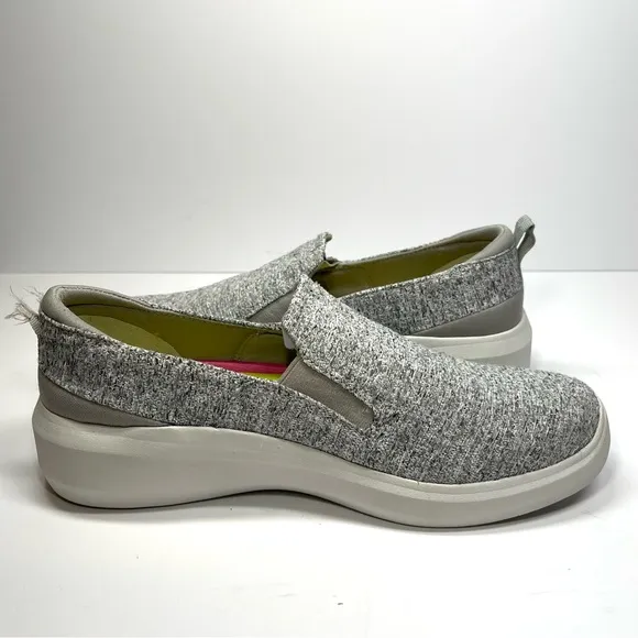 Ryka Sneaker Women’s Size 10M Gray Ally Slip On Gray
