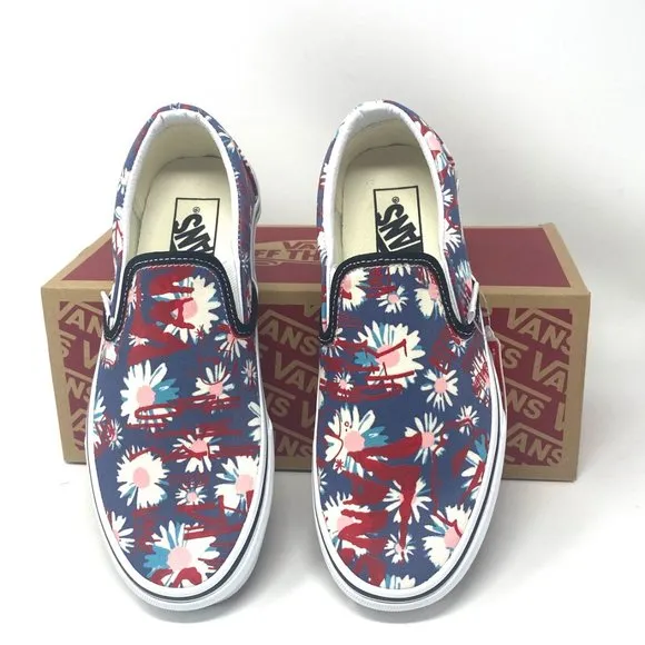 🌸Sale🌸 VANS Classic Womens Slip-On Low Top Crew Floral Blue Canvas VN0A4BV31JA