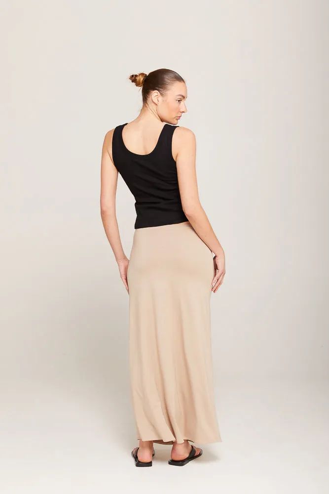 SCOOP NECK TANK TOP - BLACK RIB