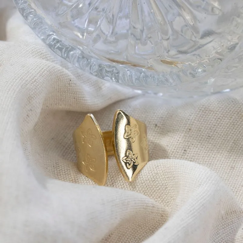 Silver & Gold Plated Flowers thick ring