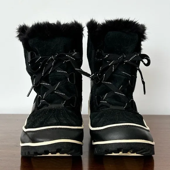 Sorel Women's Tivoli II Winter Snow Boots in Black Suede Size 6.5