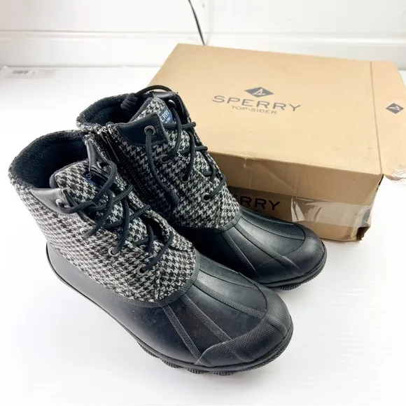 Sperry Boots womens 6 Syren Gulf Tailored Duck Rain Boots Plaid Black Grey