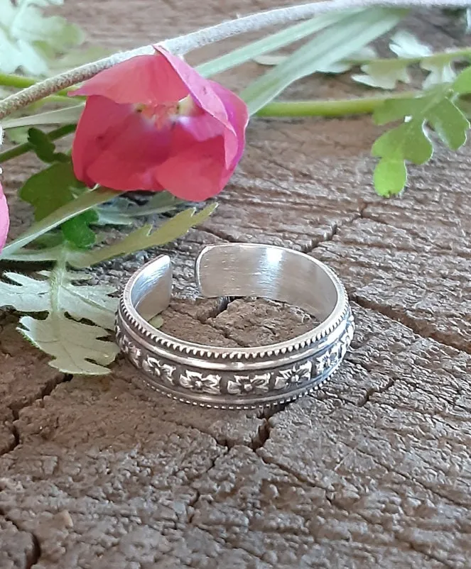 Sterling silver adjustable thumb ring or finger ring