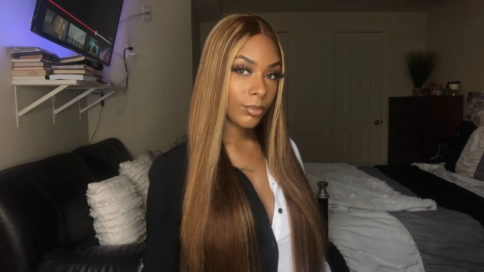Straight Hair Middle Part Fashion Straight Long Wigs