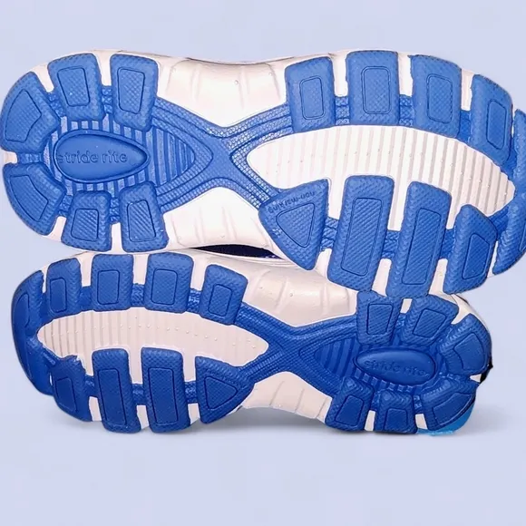 STRIDE RITE NIB MADE 2 PLAY JOURNEY SNEAKERS