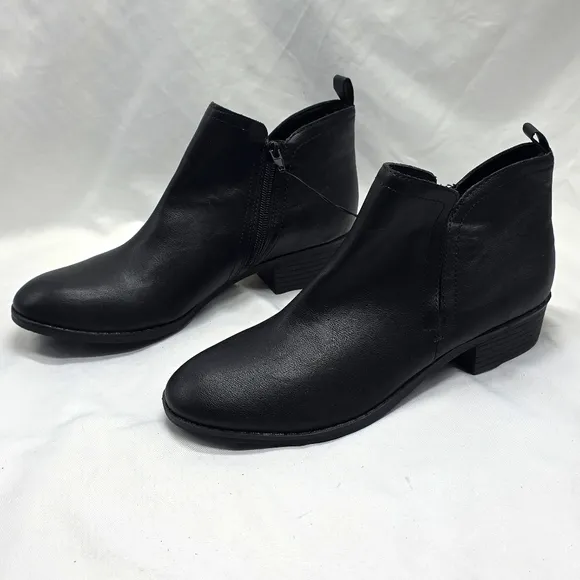Sun   Stone cadee Faux Leather Womens 10 Stylish Black ankle Boot Almond Toe Nib