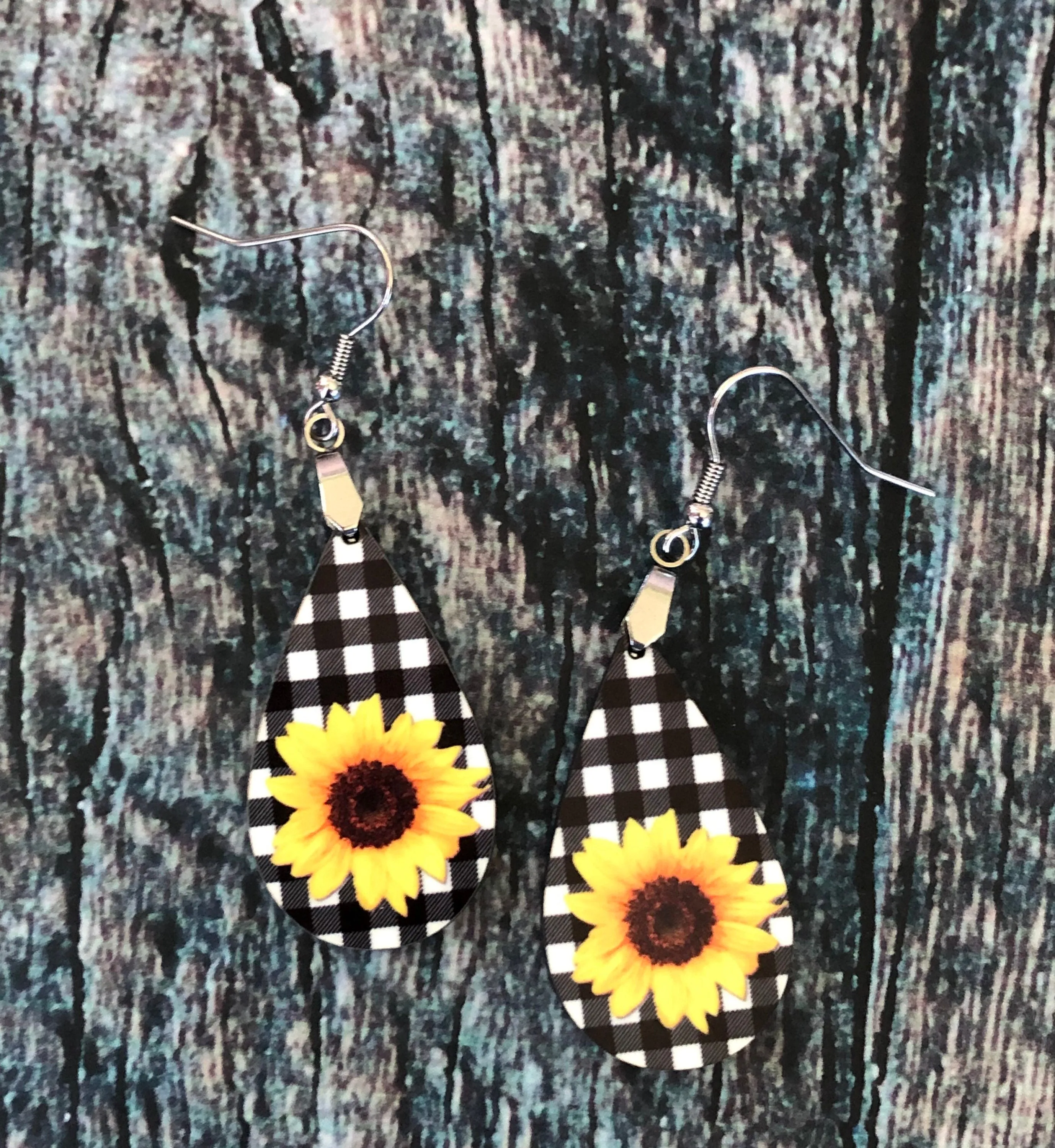 Sunflower and plaid Earrings, Fall Earrings, Fall Gifts, Drop Earrings, Sunflower Earrings, Sunflower Gifts