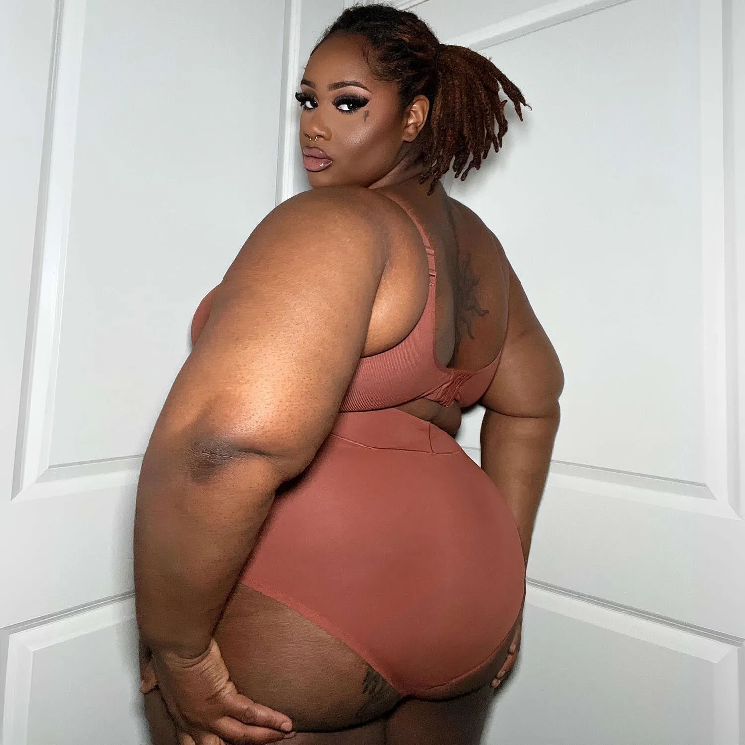 Super High Waist Panties - Root Beer