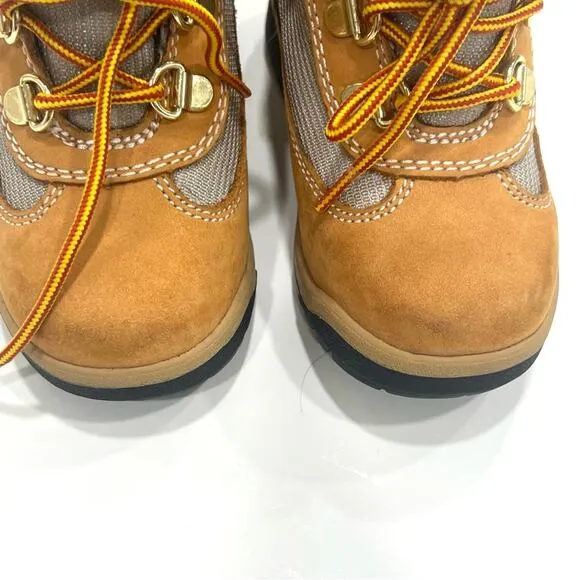 Timberland toddler Field boots in wheat nubuck size 8.5 Classic Trendy