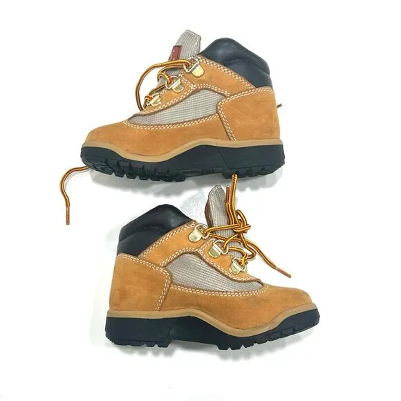 Timberland toddler Field boots in wheat nubuck size 8.5 Classic Trendy