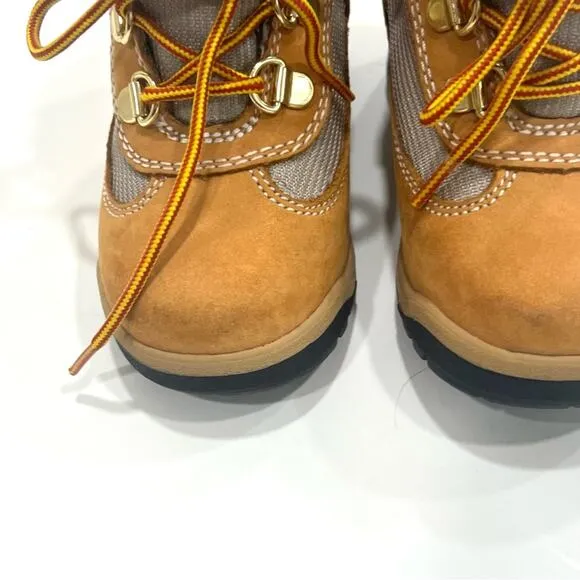 Timberland toddler Field boots in wheat nubuck size 8.5 Classic Trendy